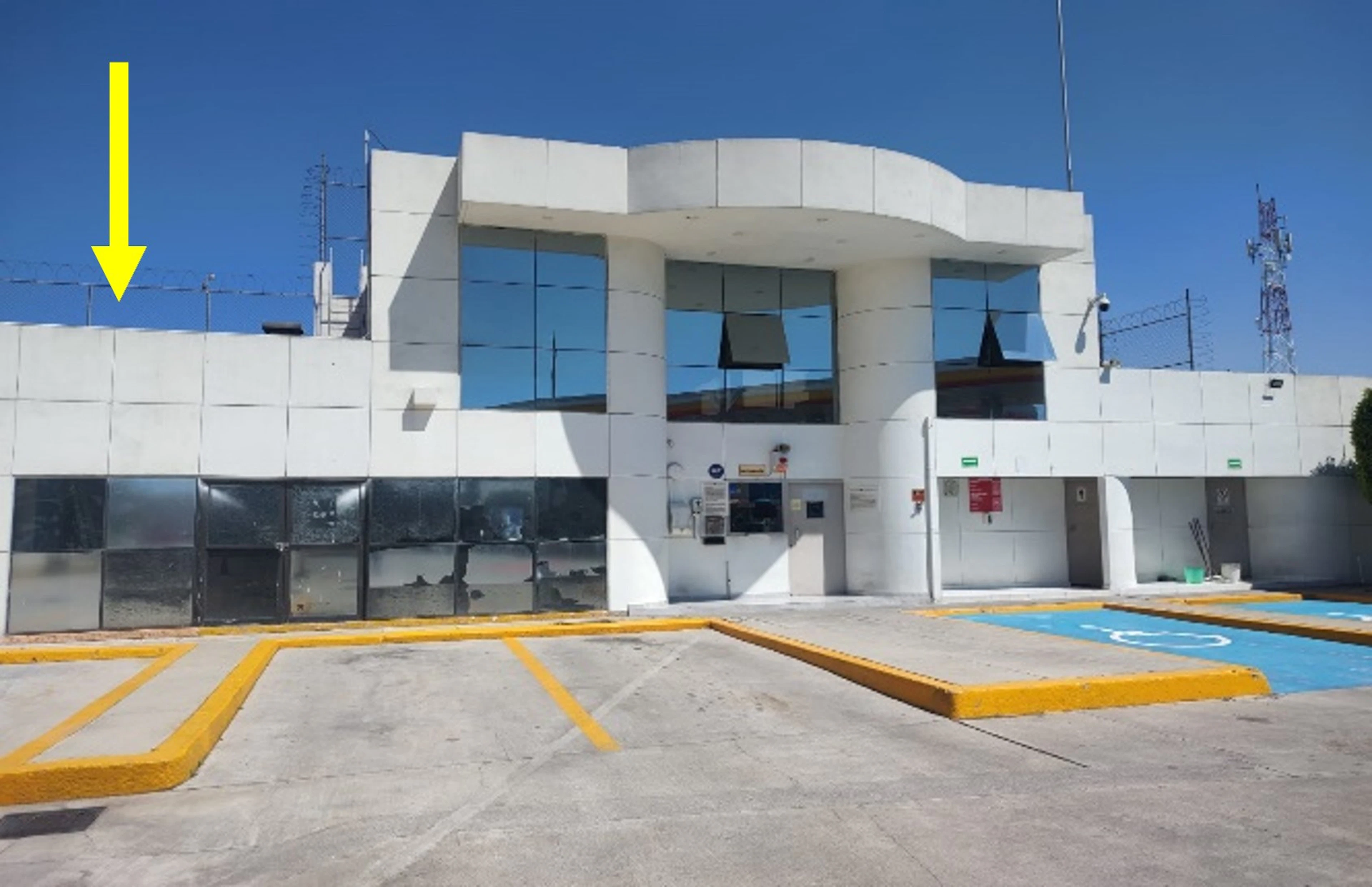 Local Comercial Spot2