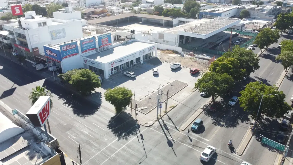 Local Comercial Spot2