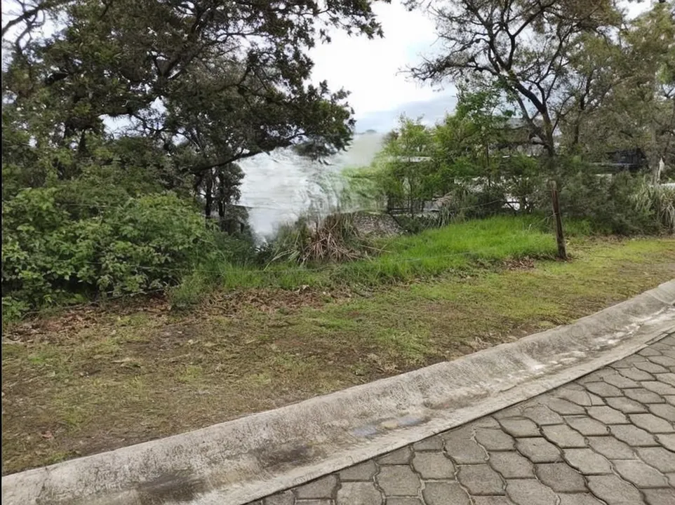 Terreno Spot2