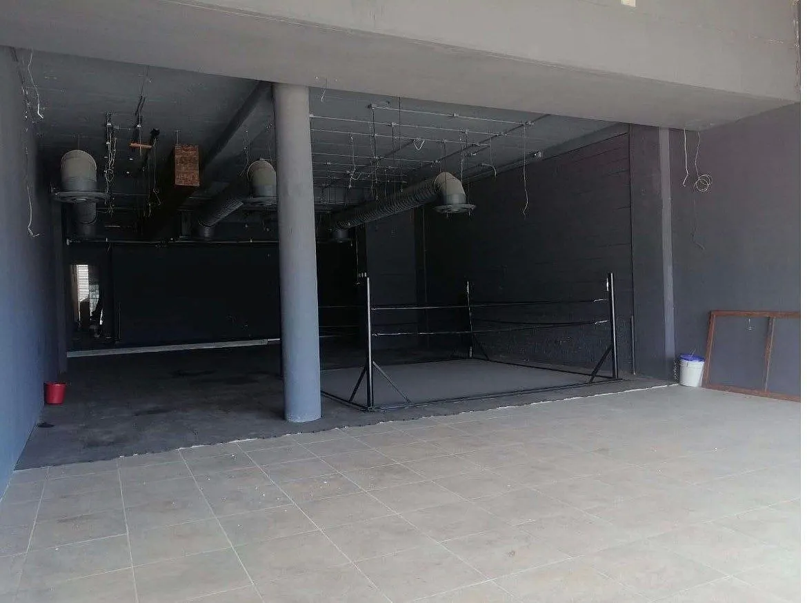 Local Comercial Spot2