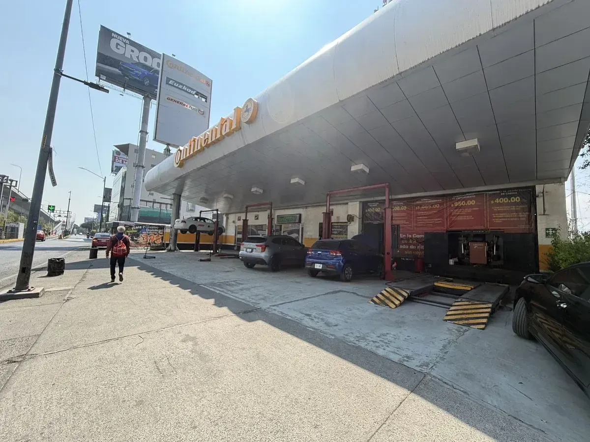 Local Comercial Spot2
