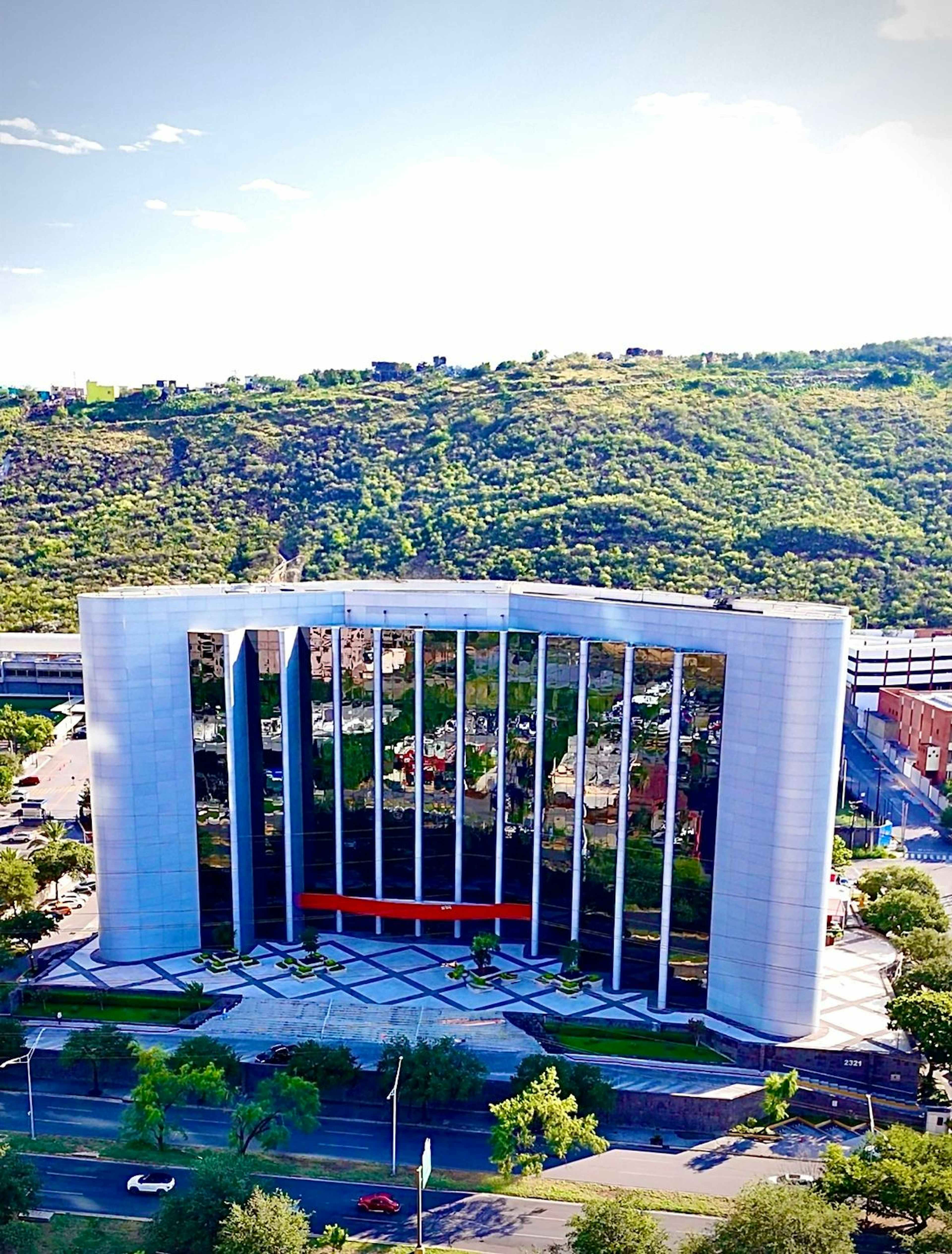 Avenida Lázaro Cárdenas