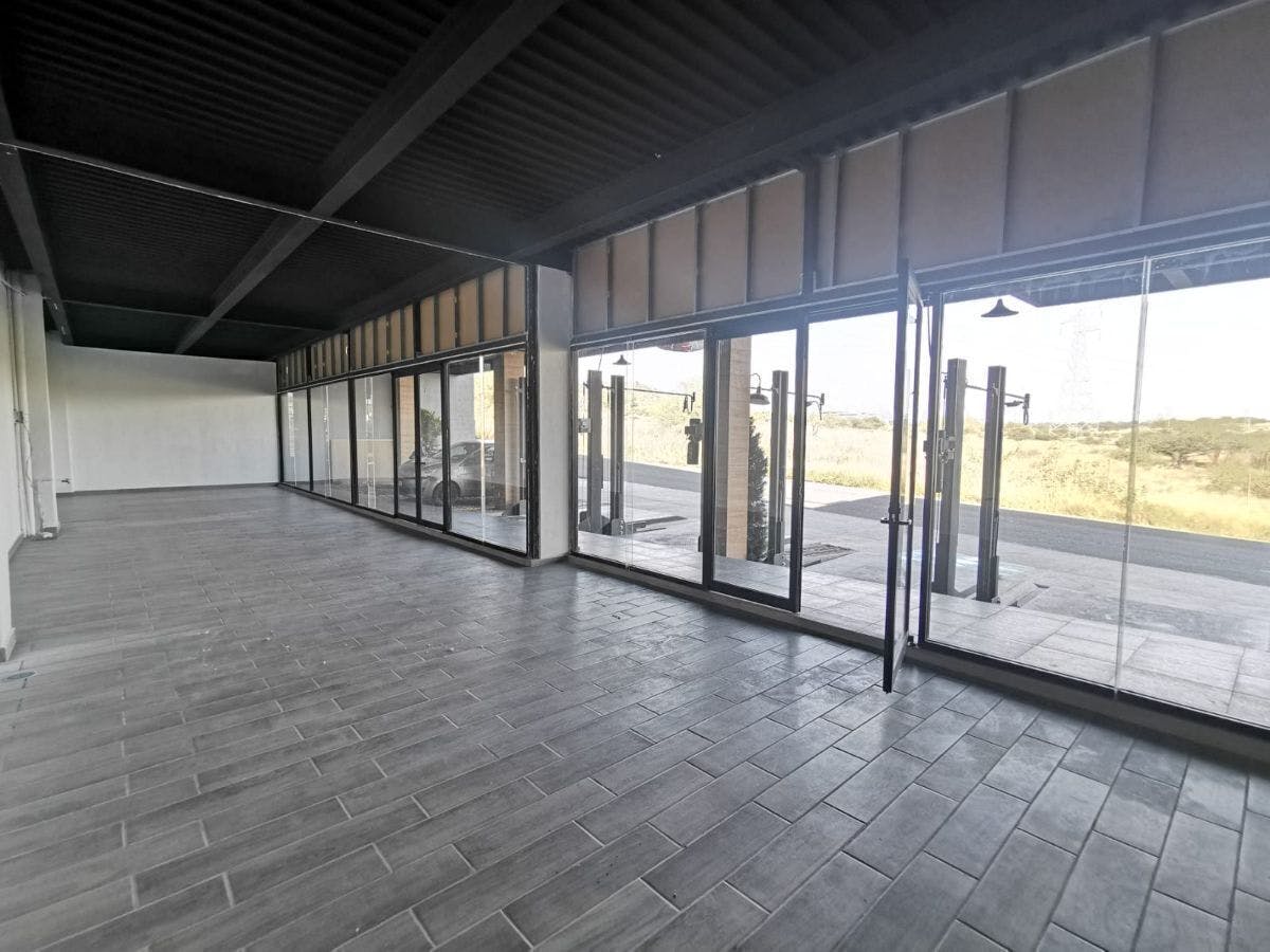 Local Comercial Spot2