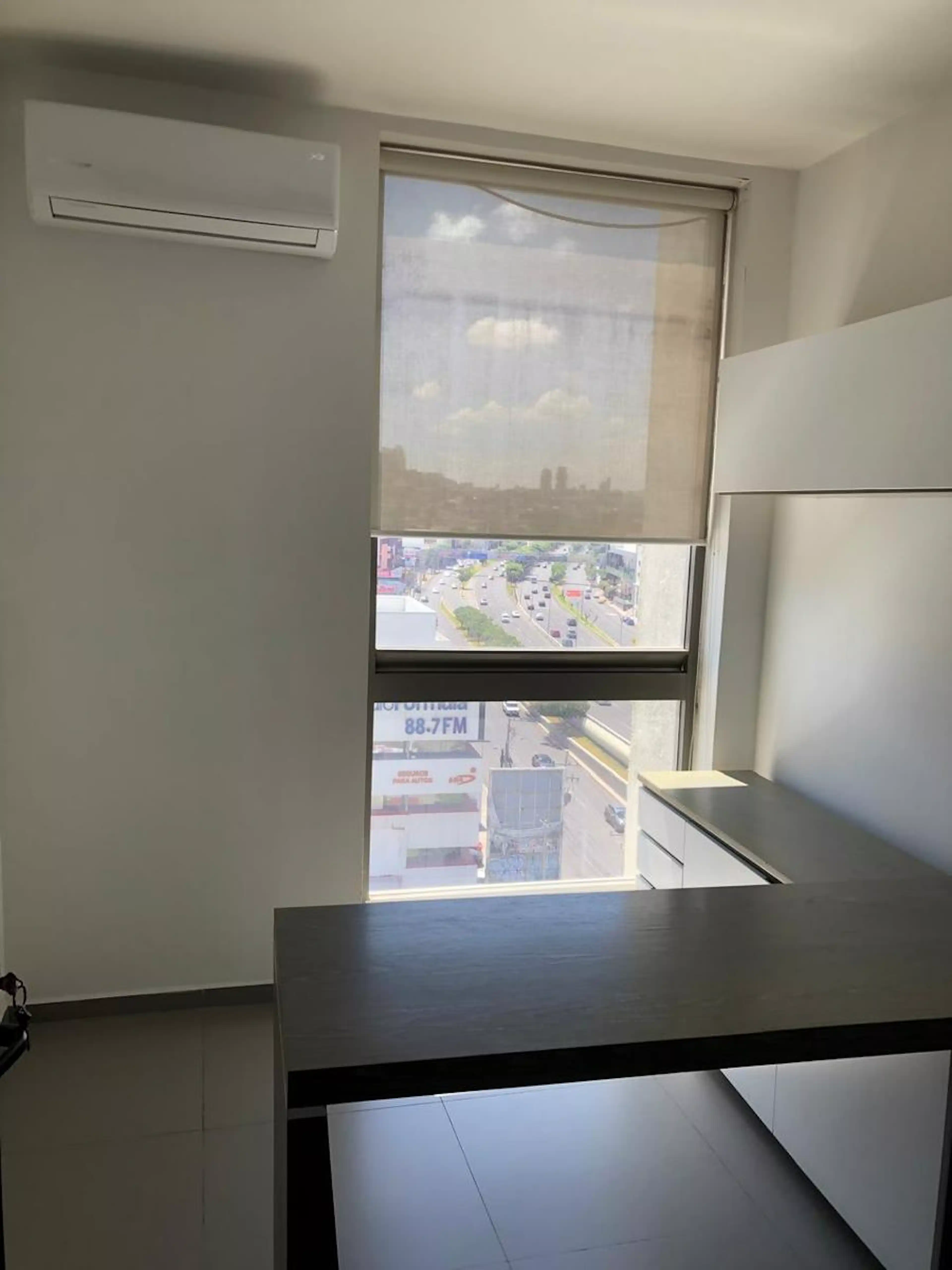 Renta De Oficina AMUEBLADA En Prolongación Corregidora Norte, Arboledas, Querétaro. S/N
