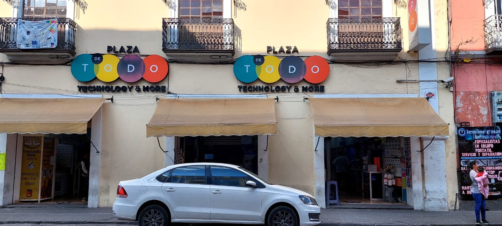 Local Comercial Spot2