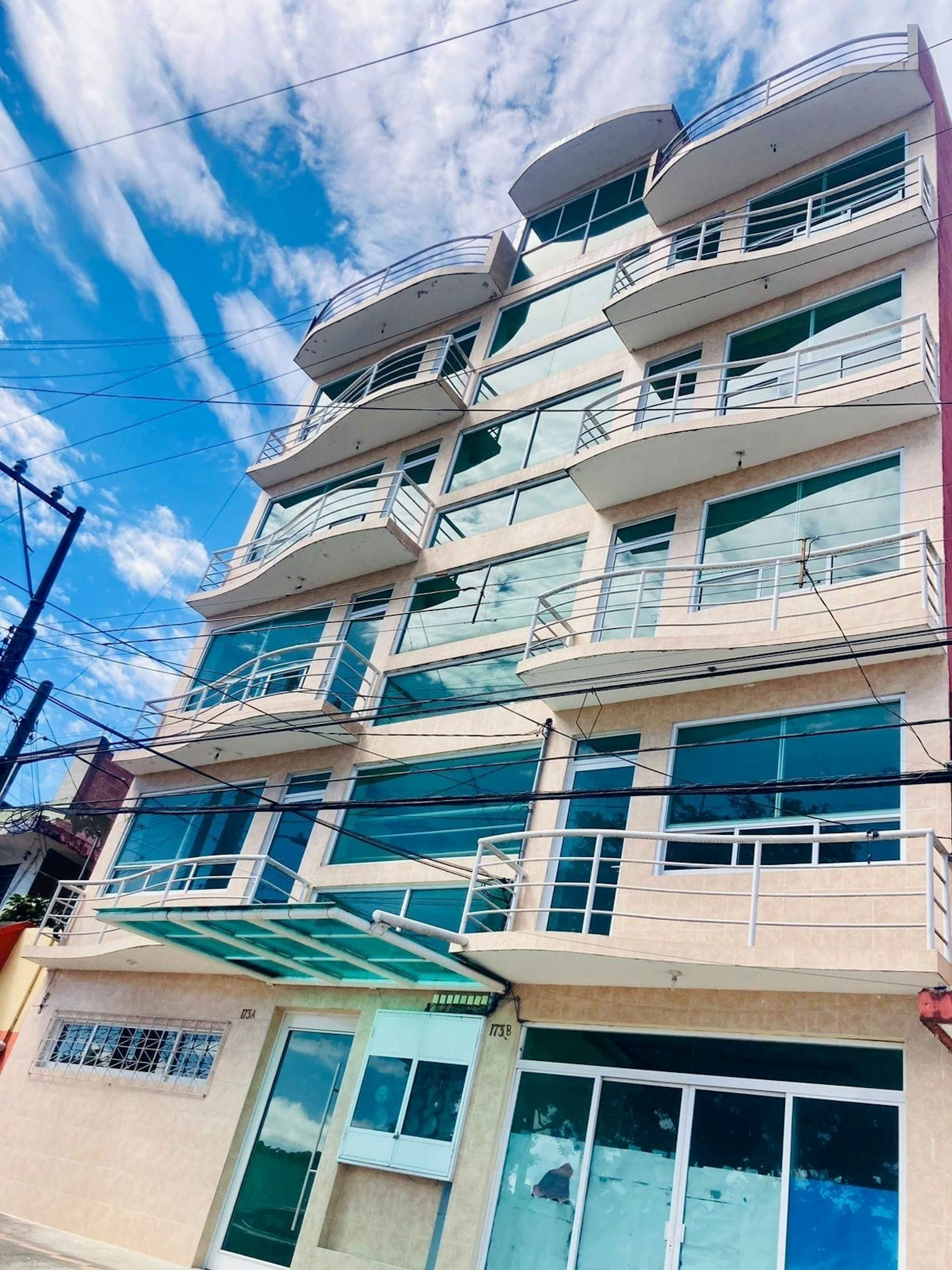 Juan De La Luz Enríquez 31