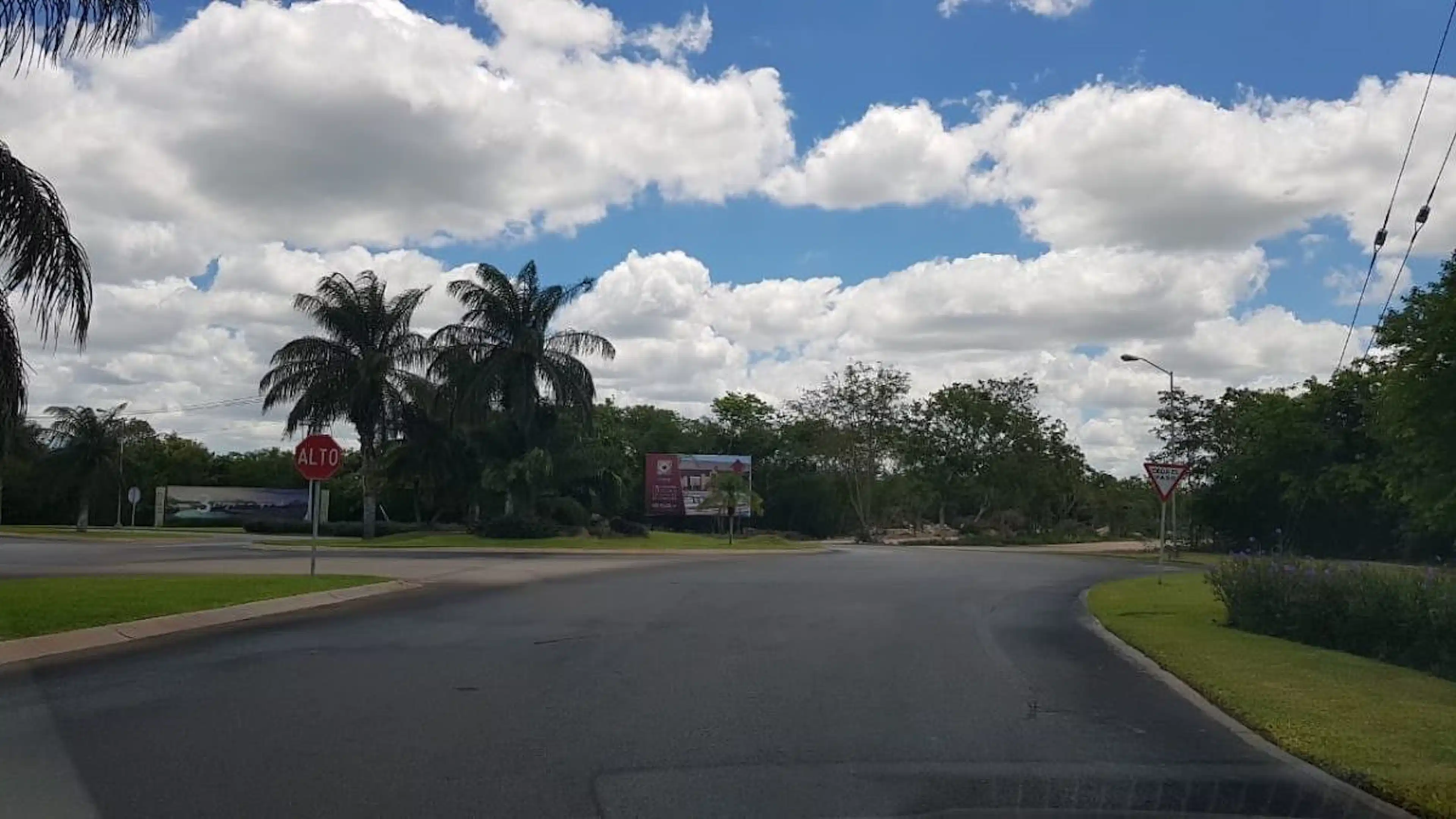 Terrenos en Hacienda residencial cerca de Yucatán Country Club