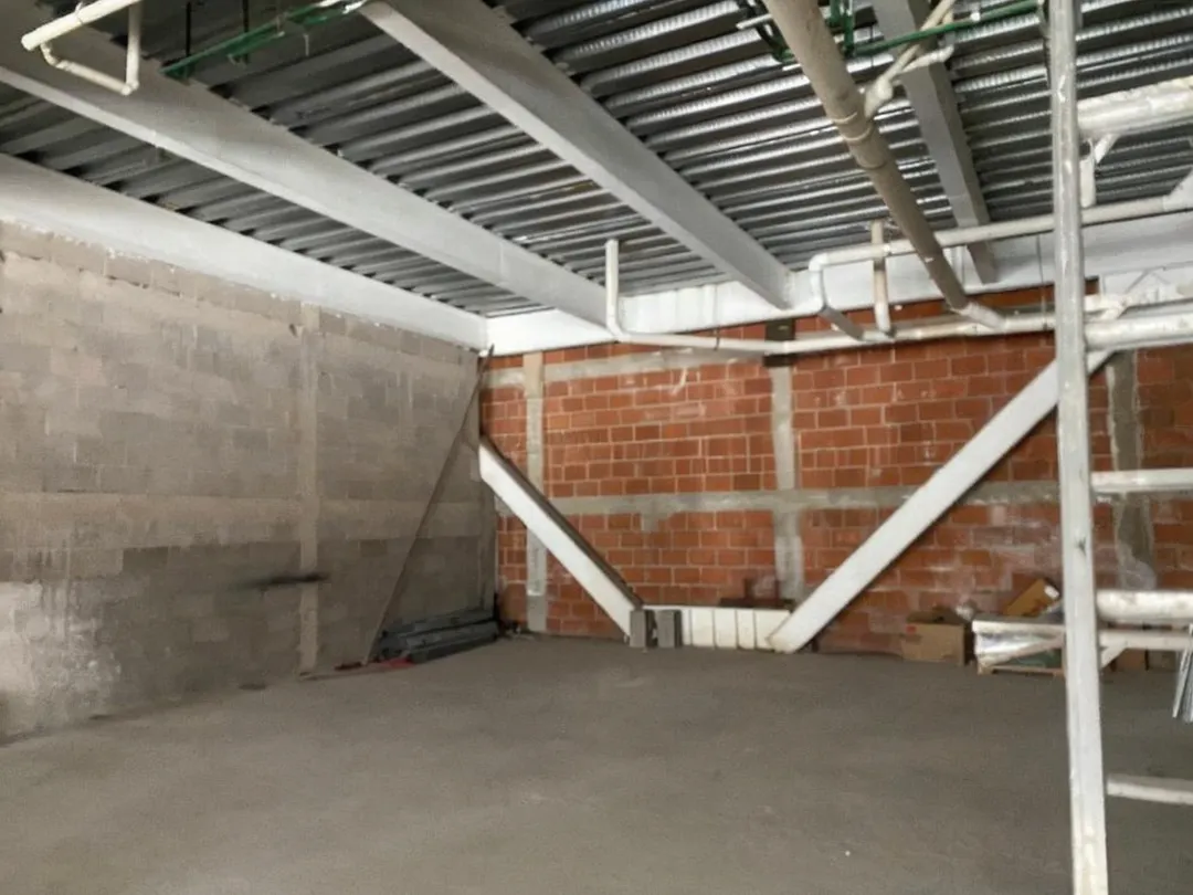 Local Comercial Spot2
