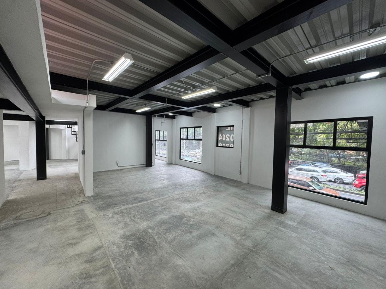 Local Comercial Spot2