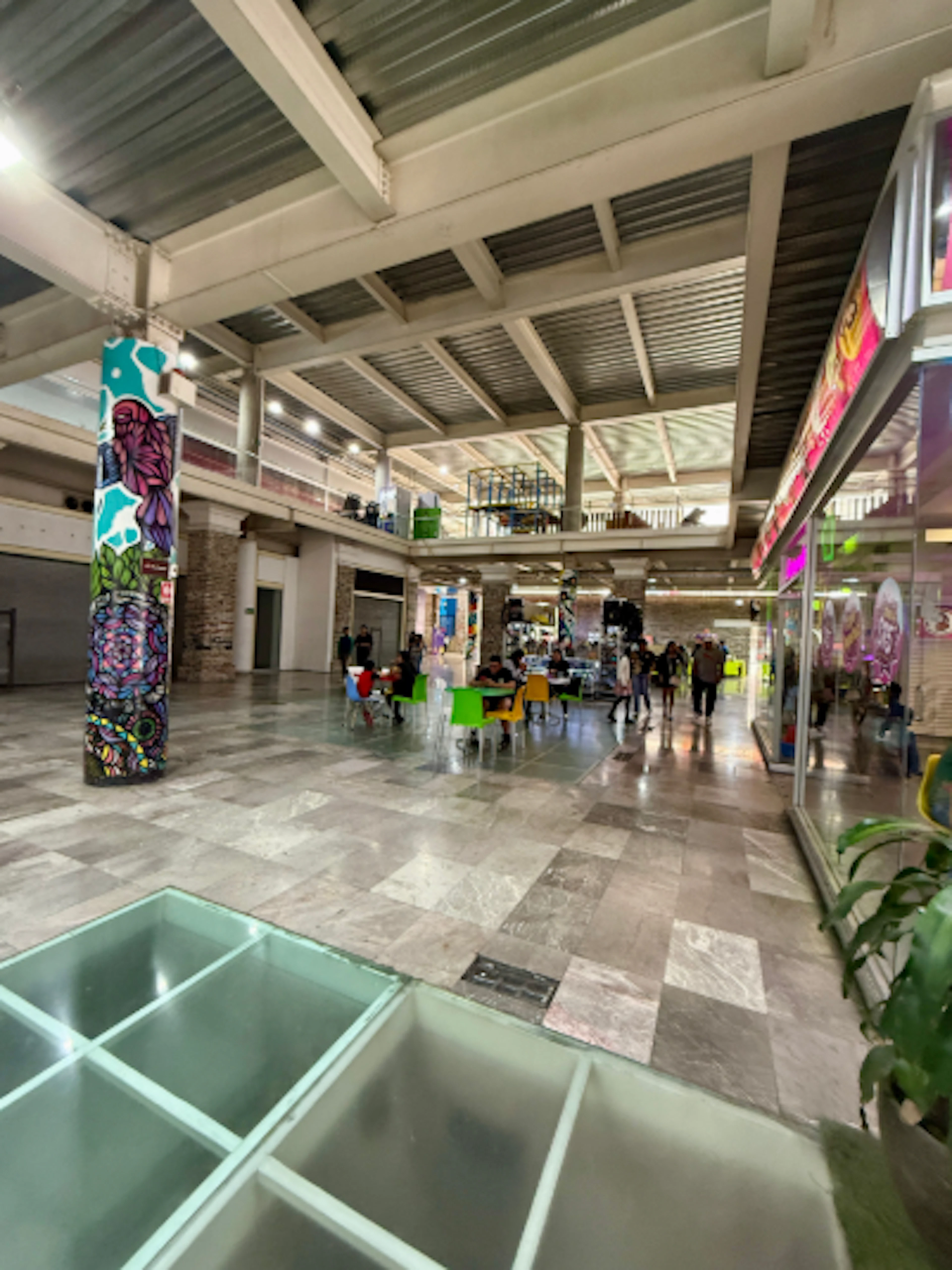 Local Comercial Spot2