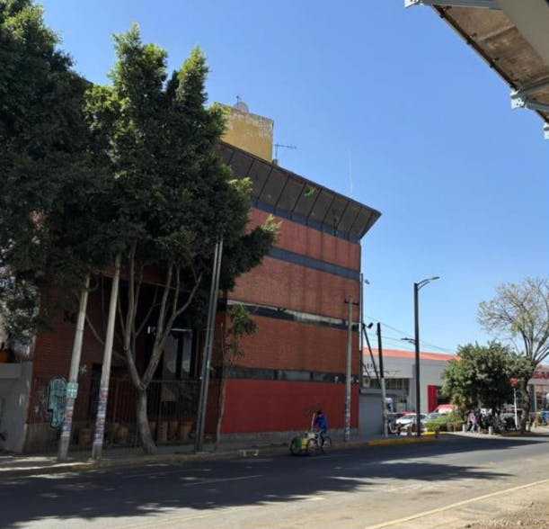 Local Comercial Spot2