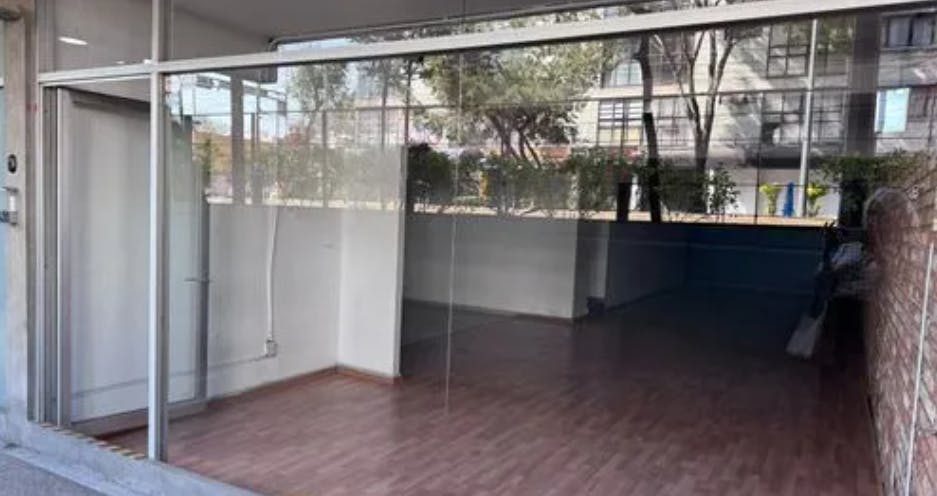 Local Comercial Spot2