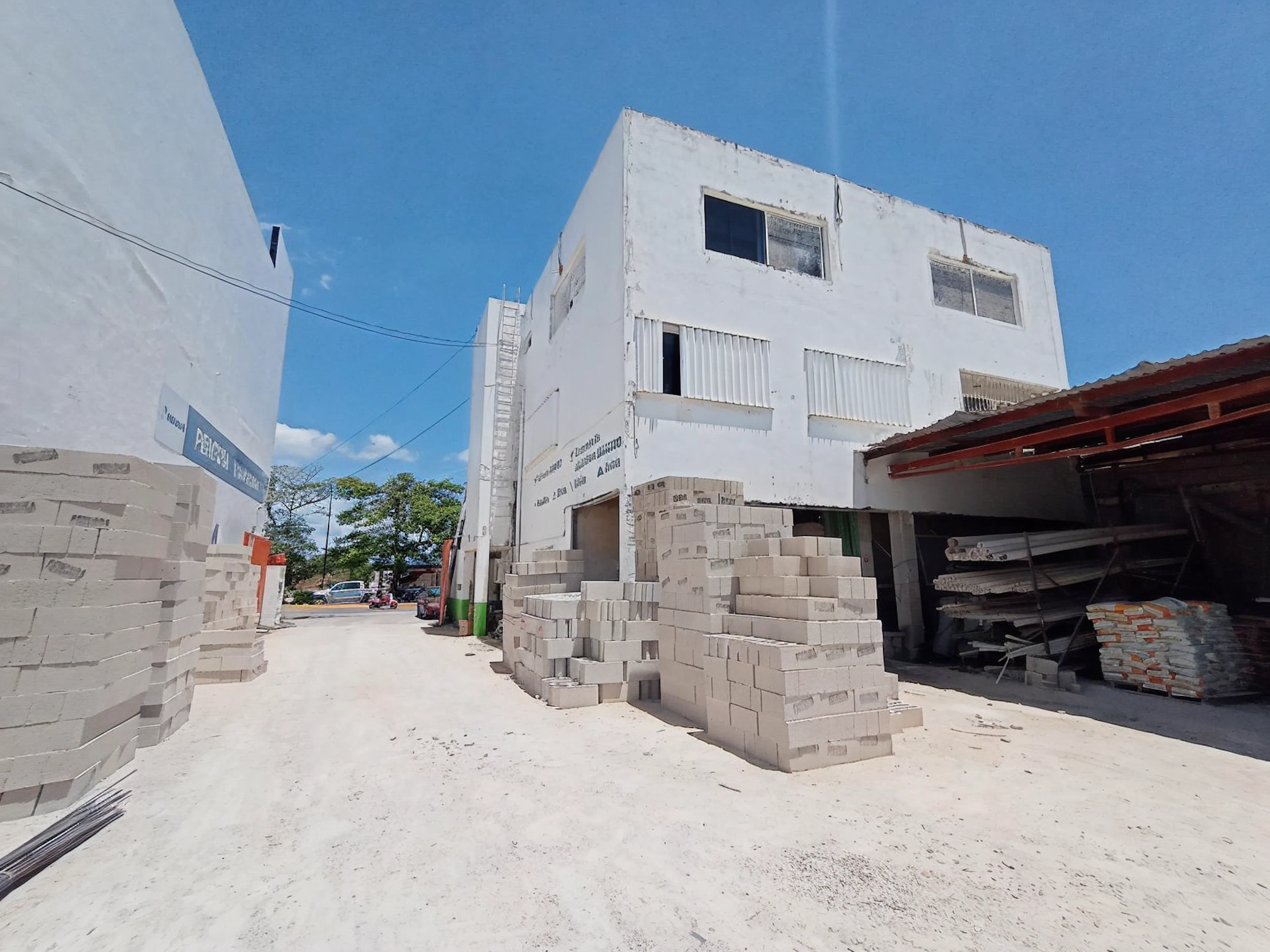Local Comercial Spot2