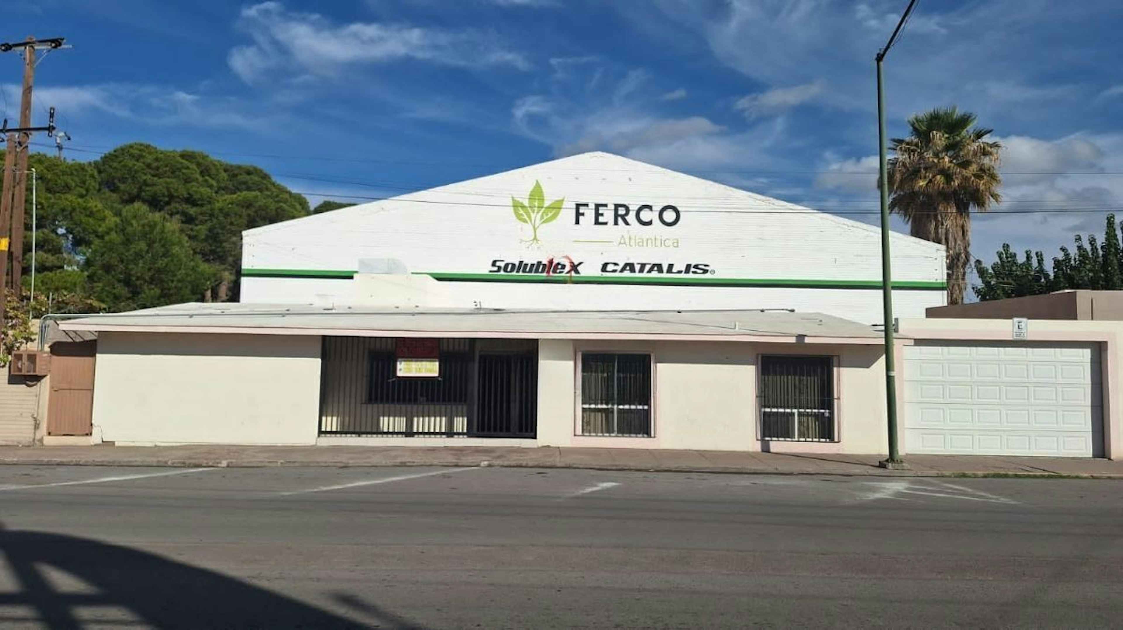 Avenida Fernando Baeza Meléndez 454