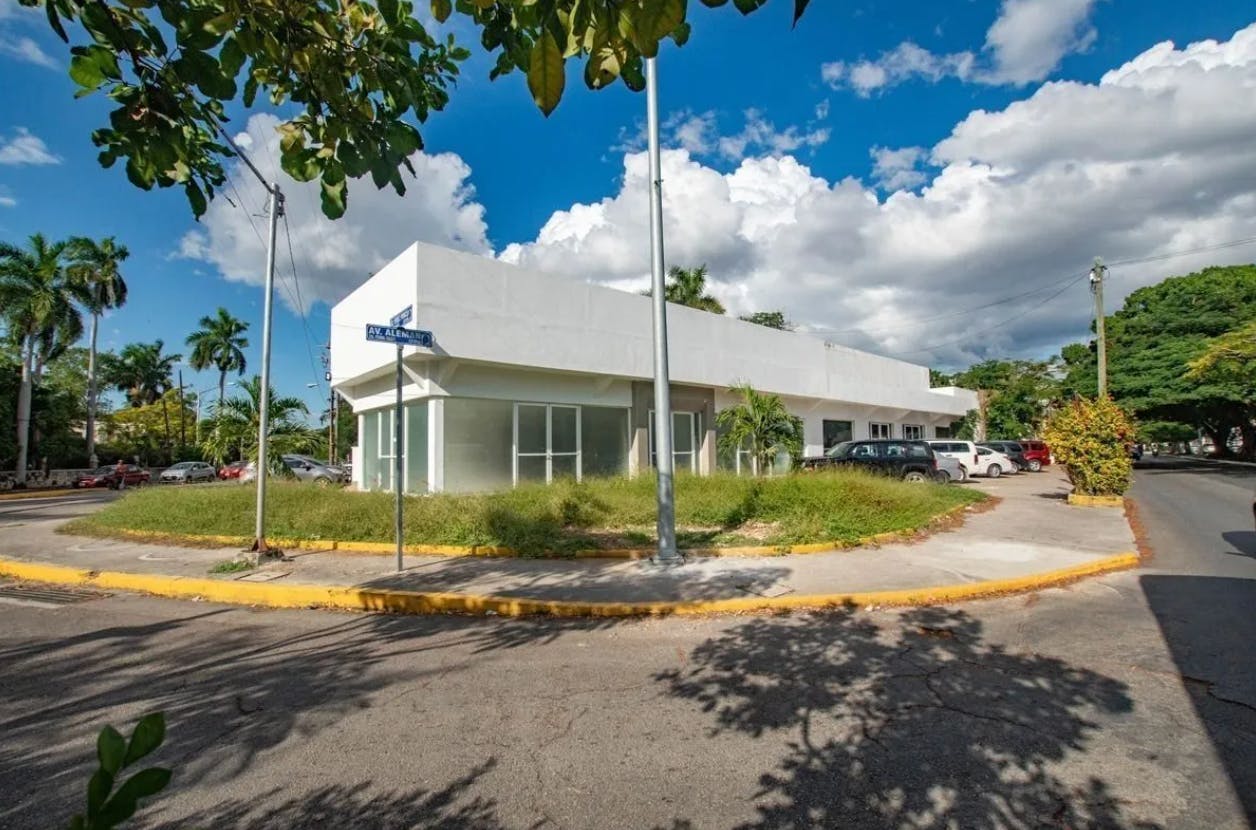 Local Comercial Spot2