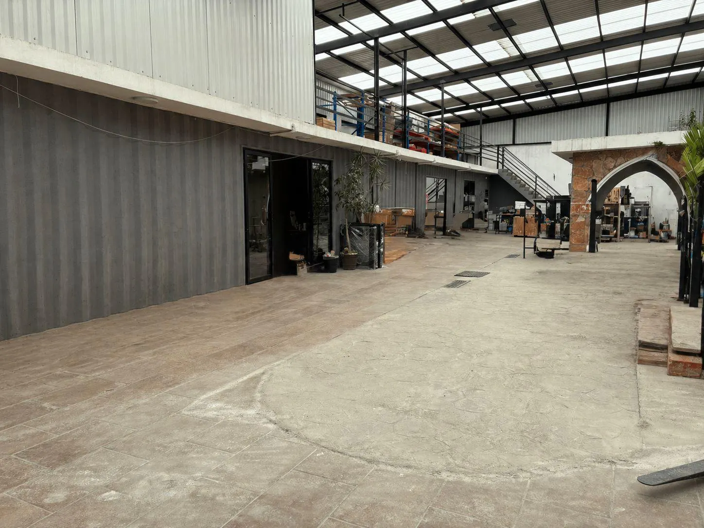 Industrial Spot2