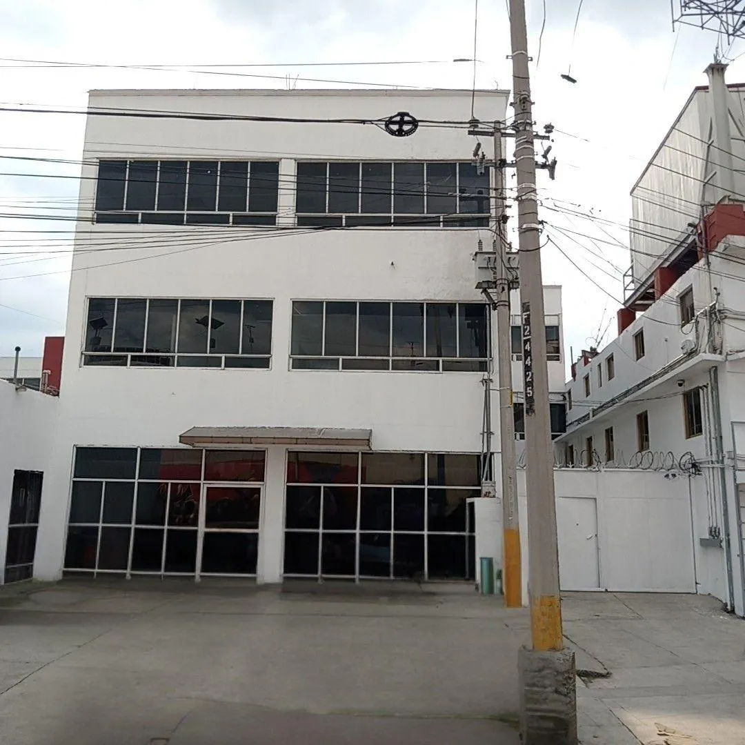 Local Comercial Spot2