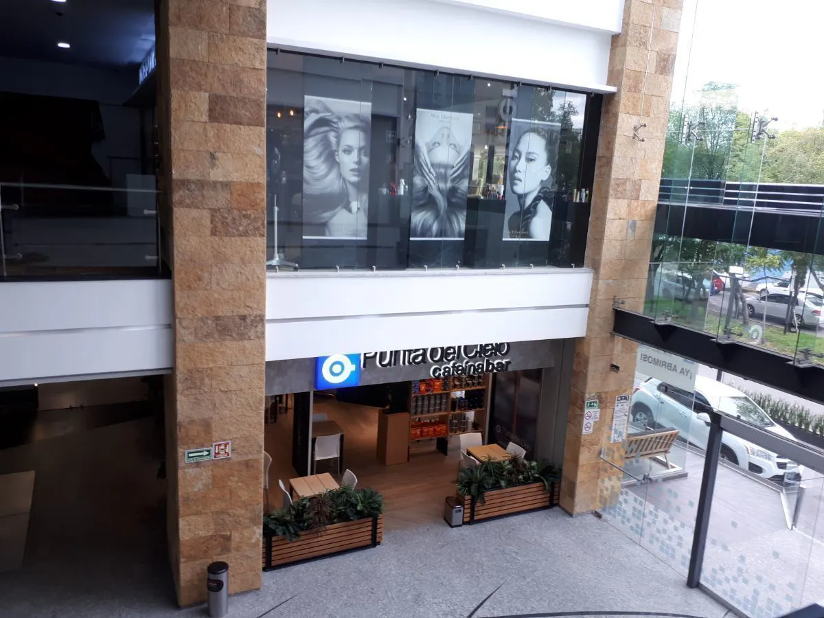 Local Comercial Spot2