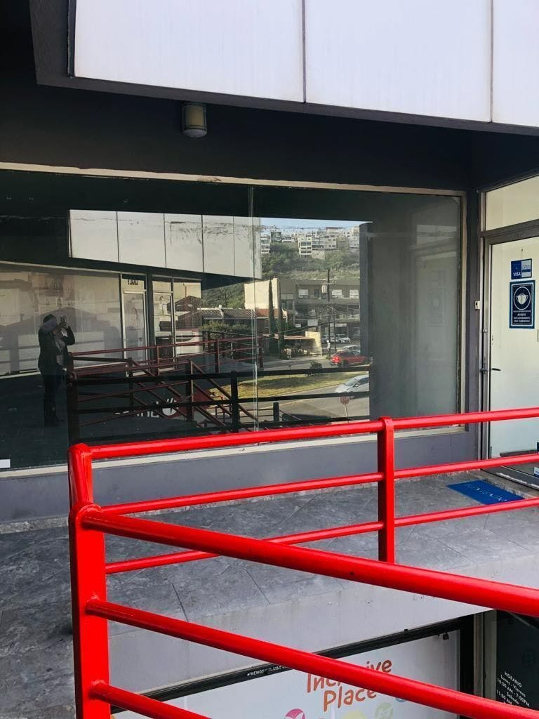 Local Comercial Spot2