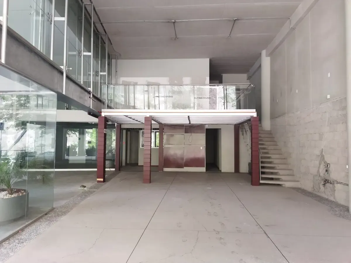 Local Comercial Spot2