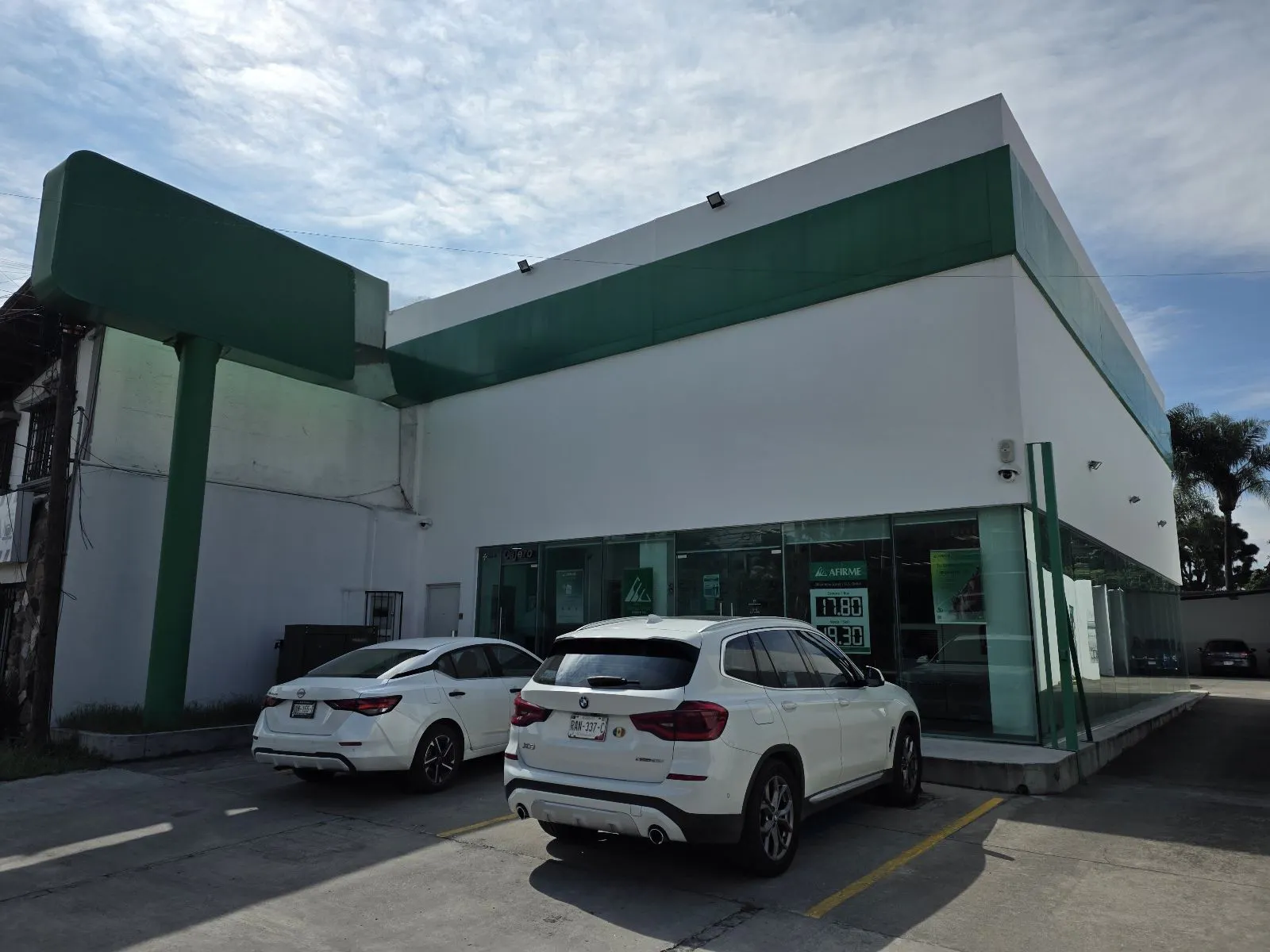 Local Comercial Spot2
