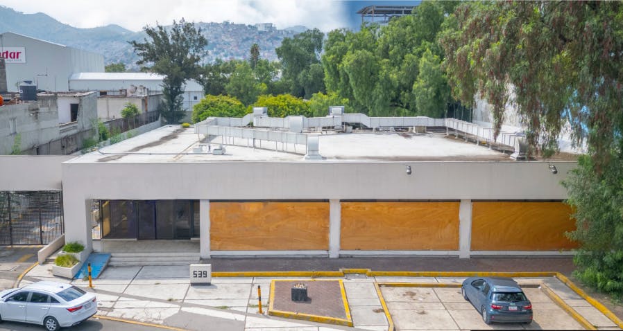 Local Comercial Spot2