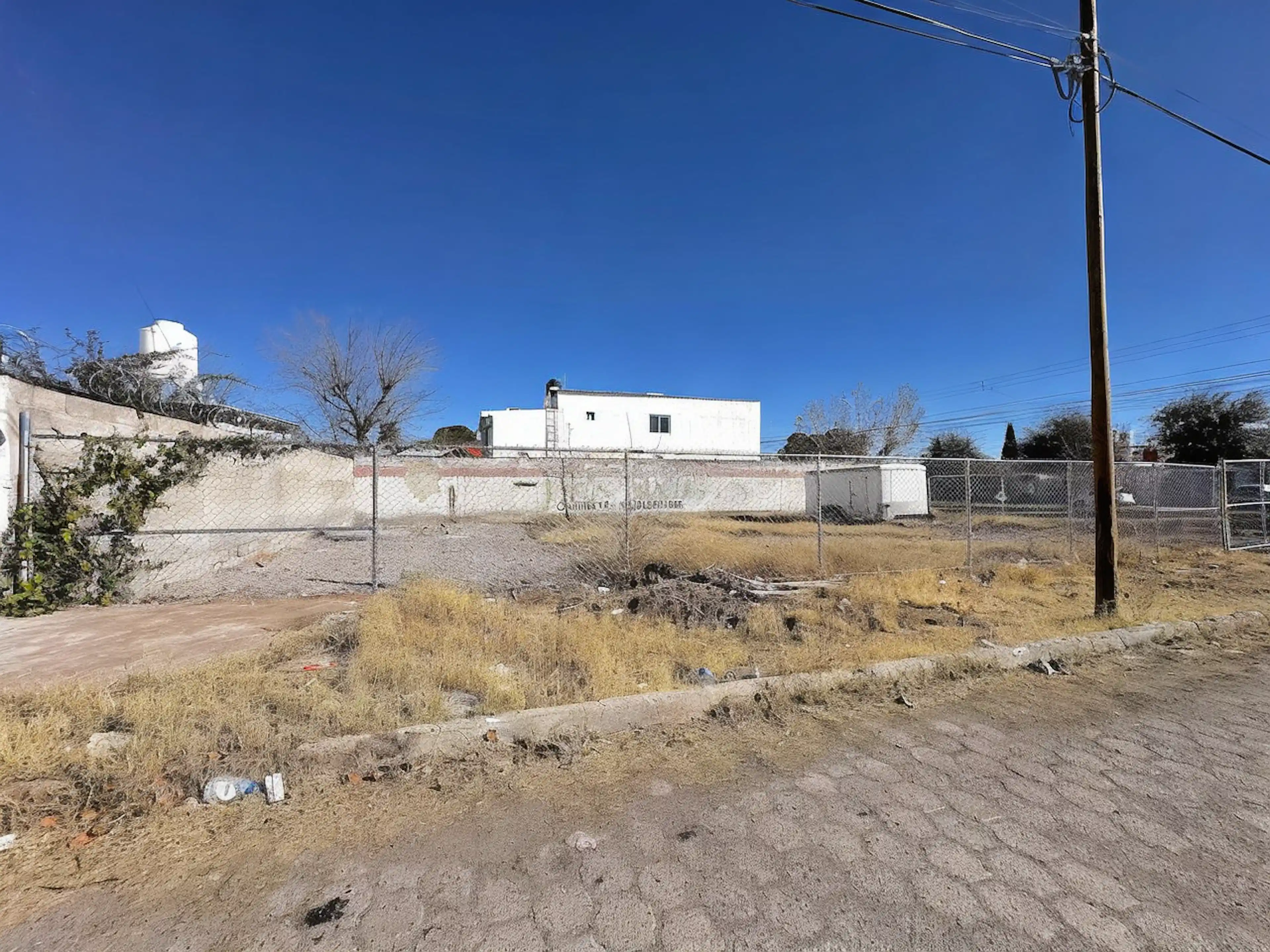 Oportunidad¡¡ Terreno en Venta por Av. Trasviña y Retes, Oscgon