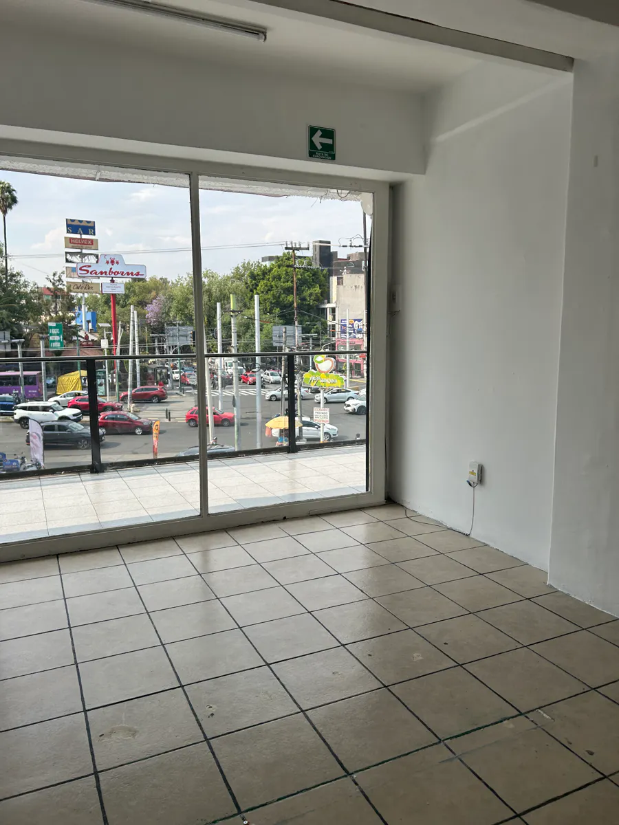 Local Comercial Spot2