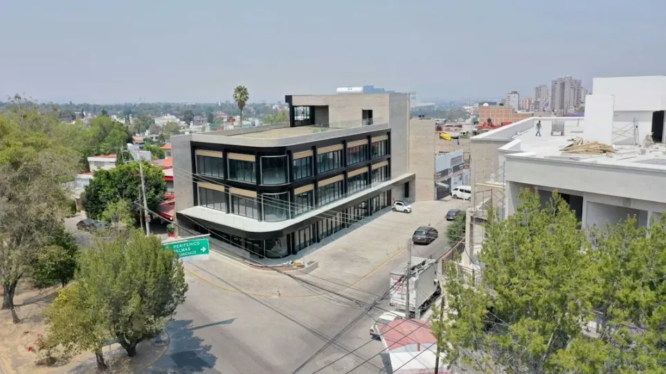 Local Comercial Spot2