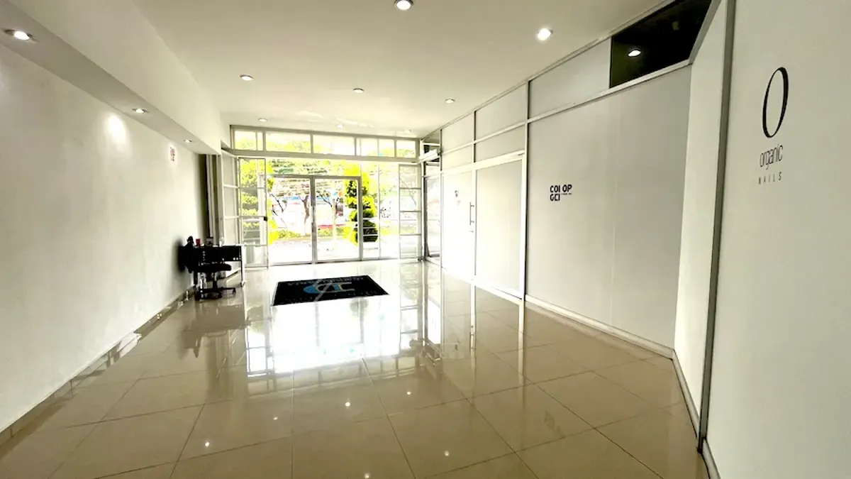 Local Comercial Spot2