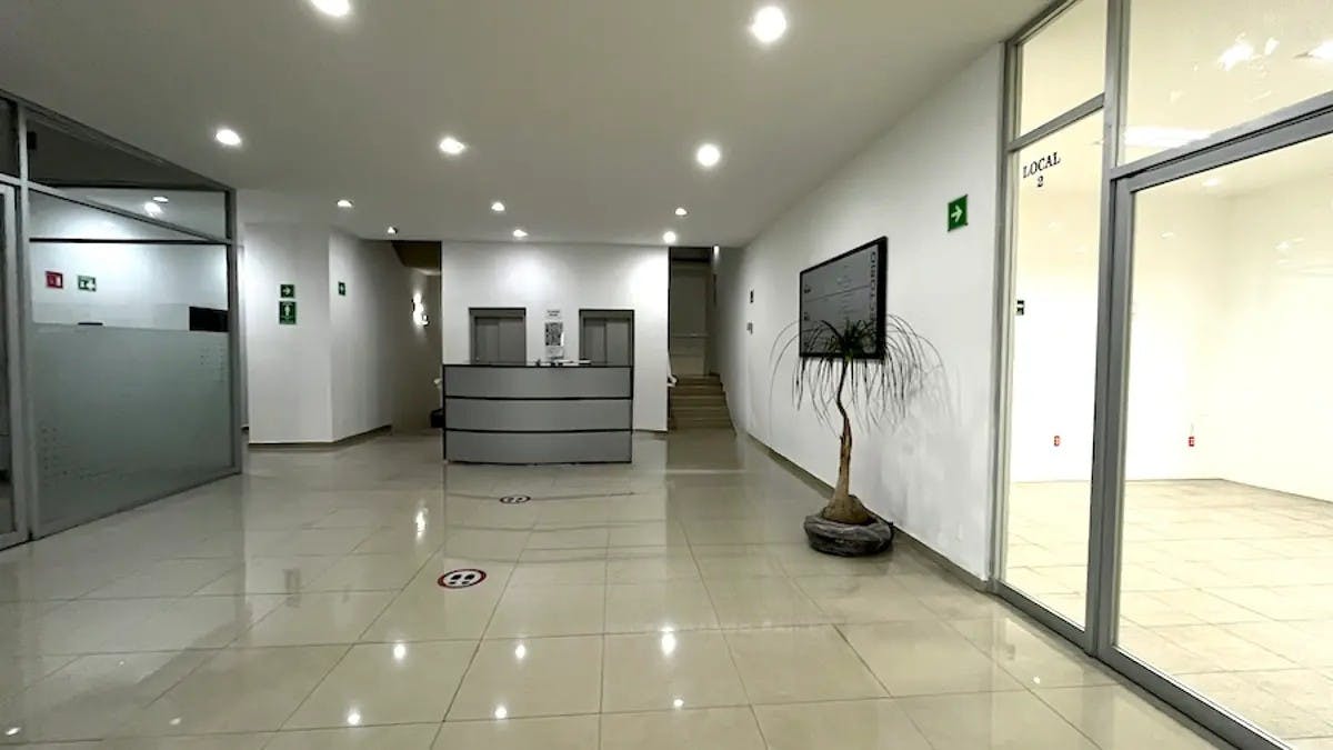 Local Comercial Spot2