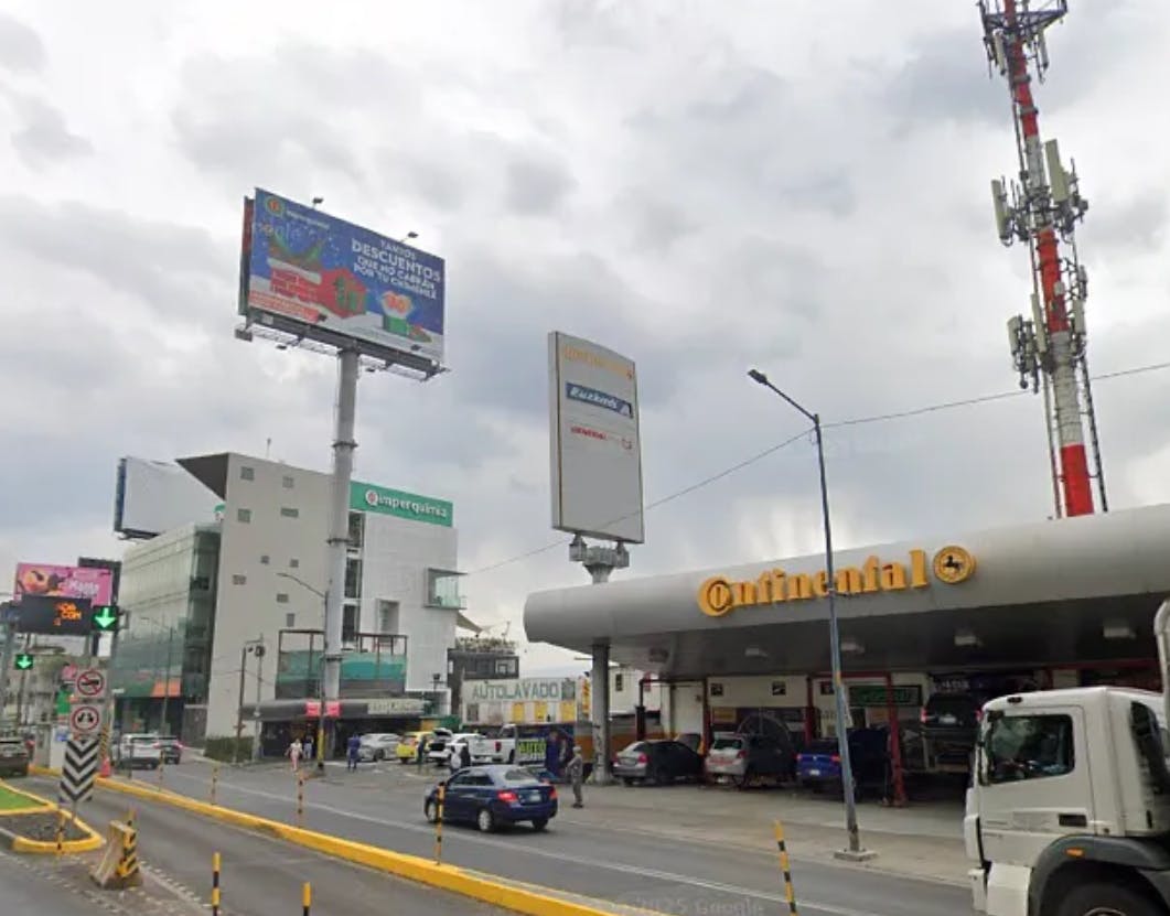 Local Comercial Spot2