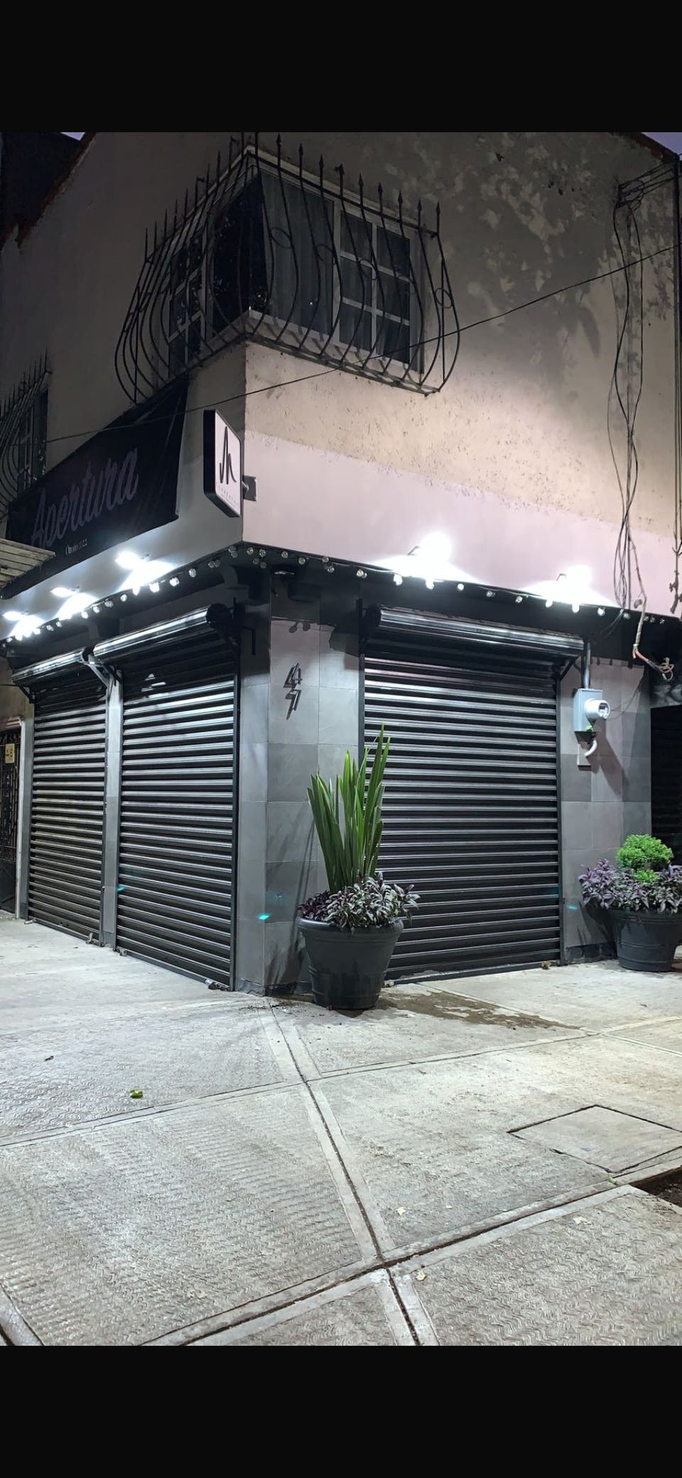 Local Comercial Spot2