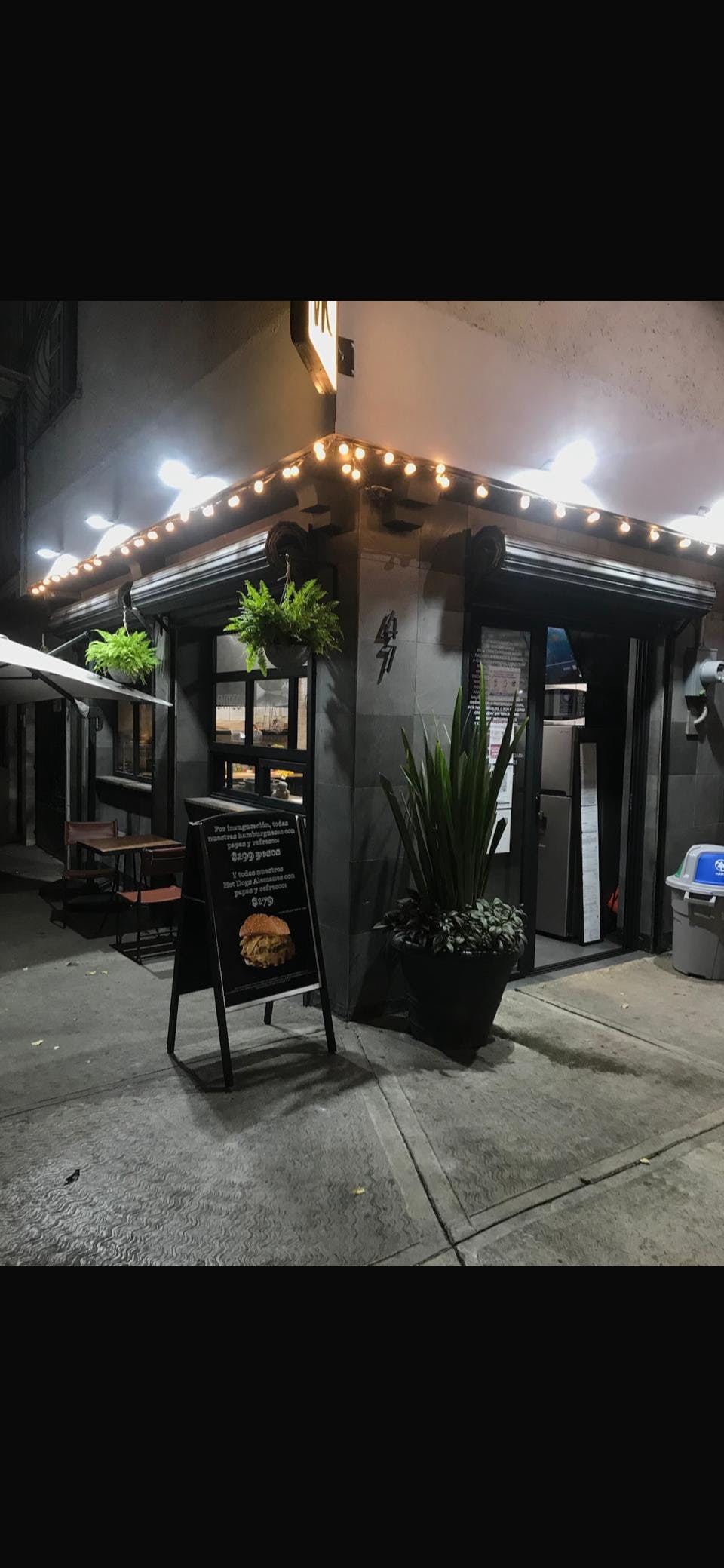 Local Comercial Spot2