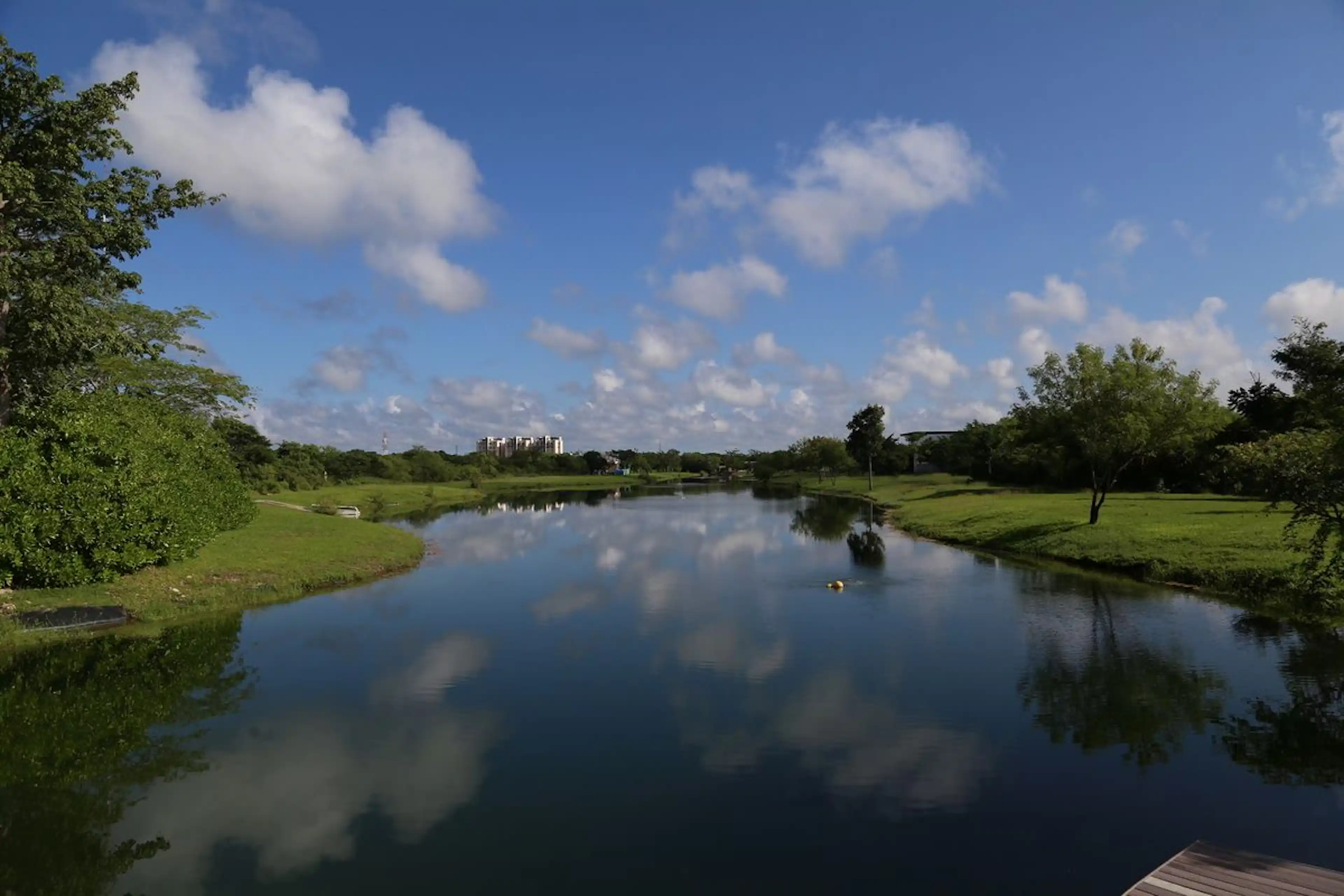 Terreno Residencial En Venta  Dentro De Cabo Norte, Mérida Con Financiamiento