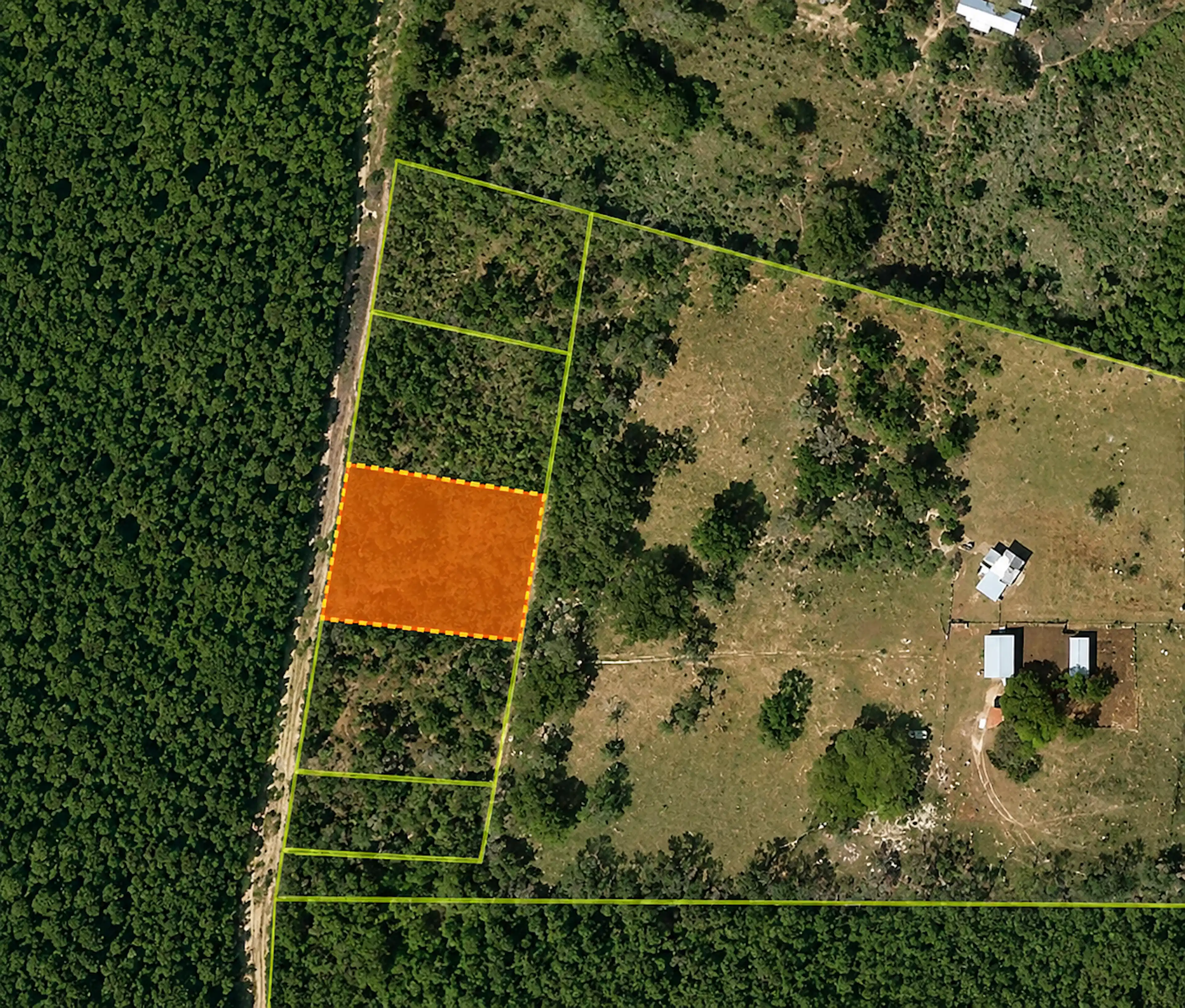 Terreno De 1,907m² En Conkal
