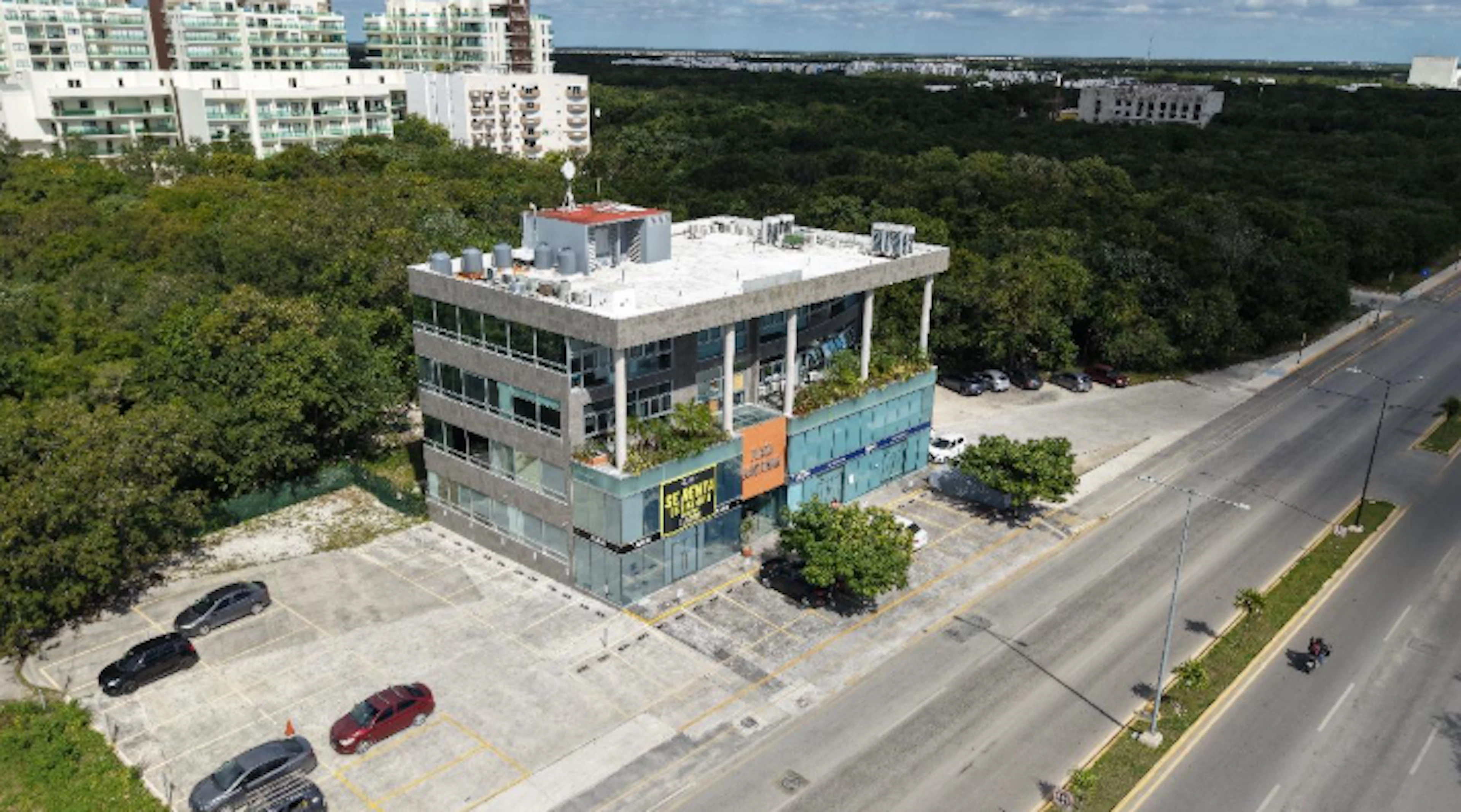 Local Comercial Spot2