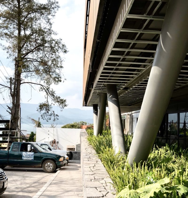 Local Comercial Spot2