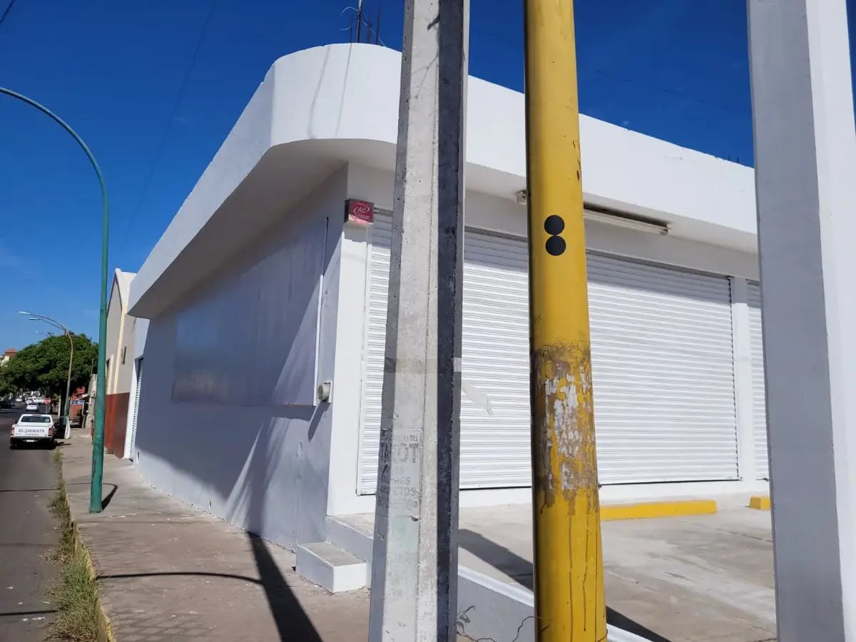 Local Comercial Spot2