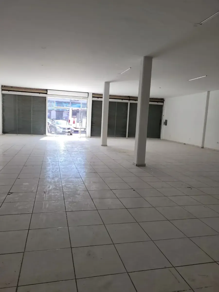 Local Comercial Spot2