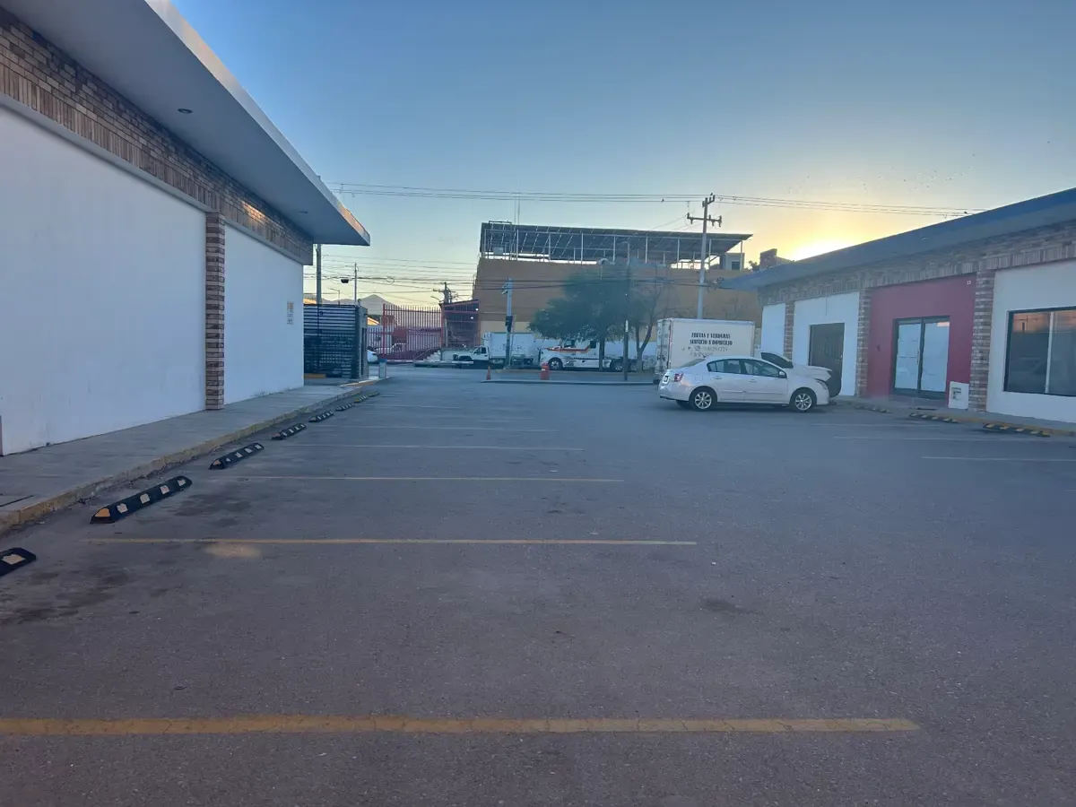 Local Comercial Spot2