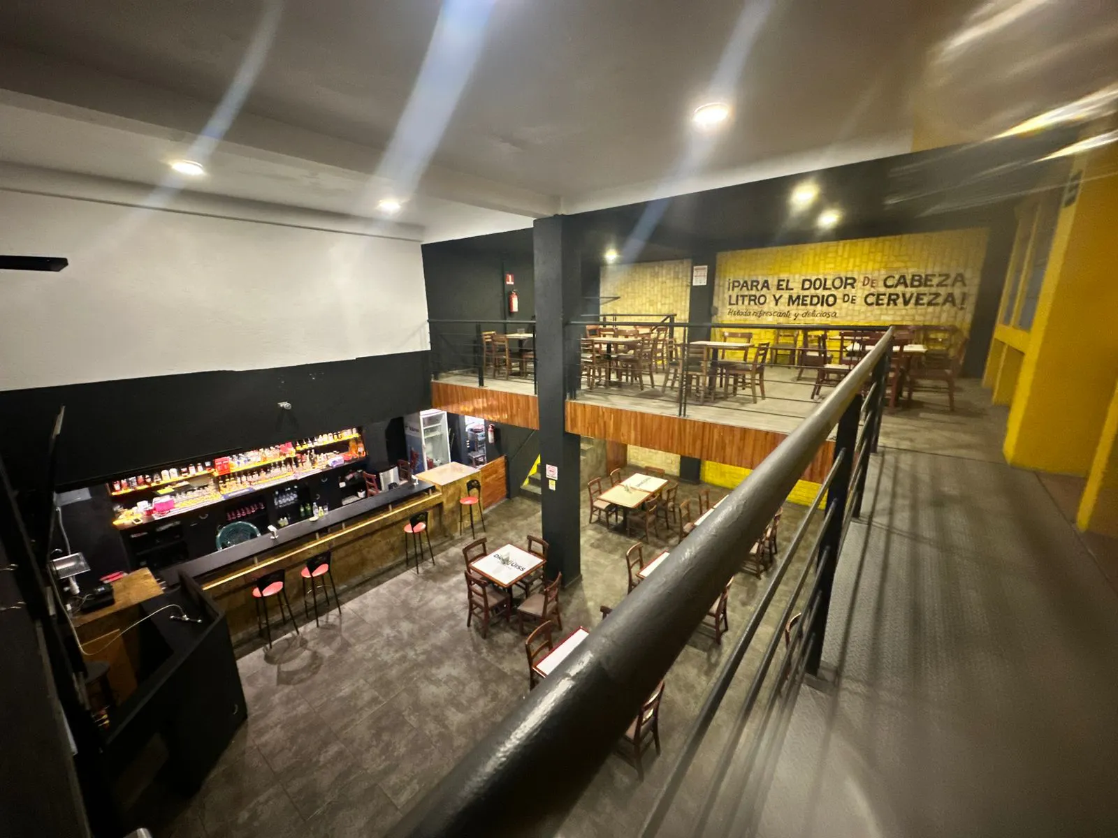 Local Comercial Spot2