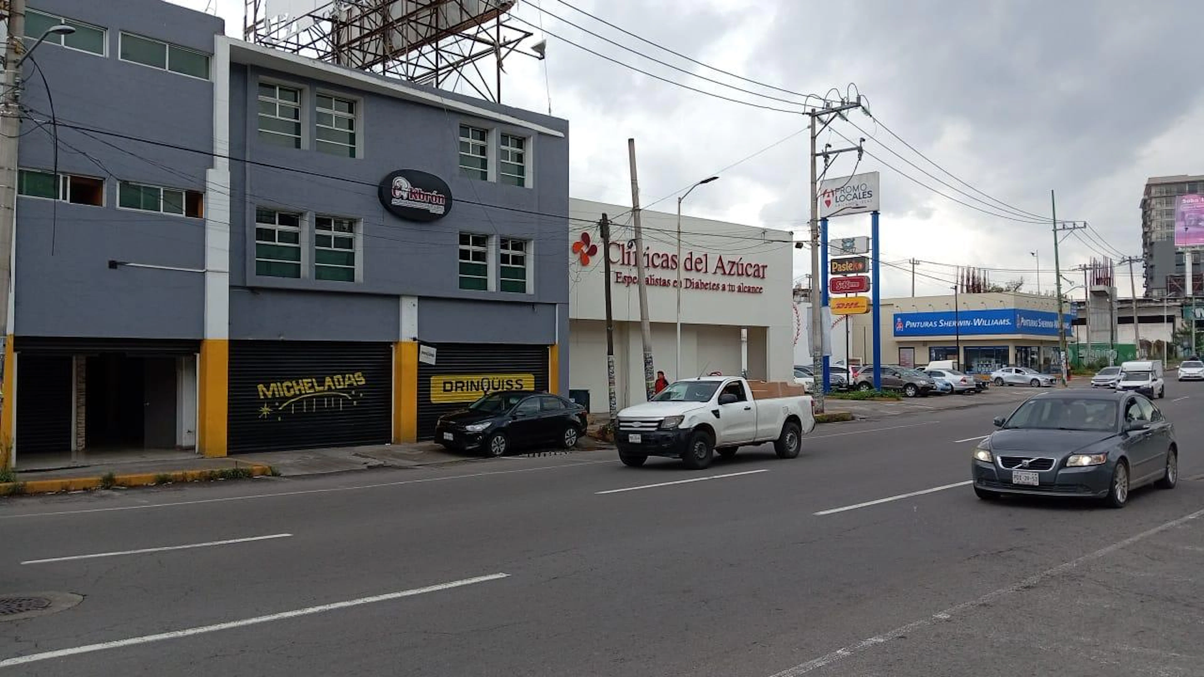 Local Comercial Spot2