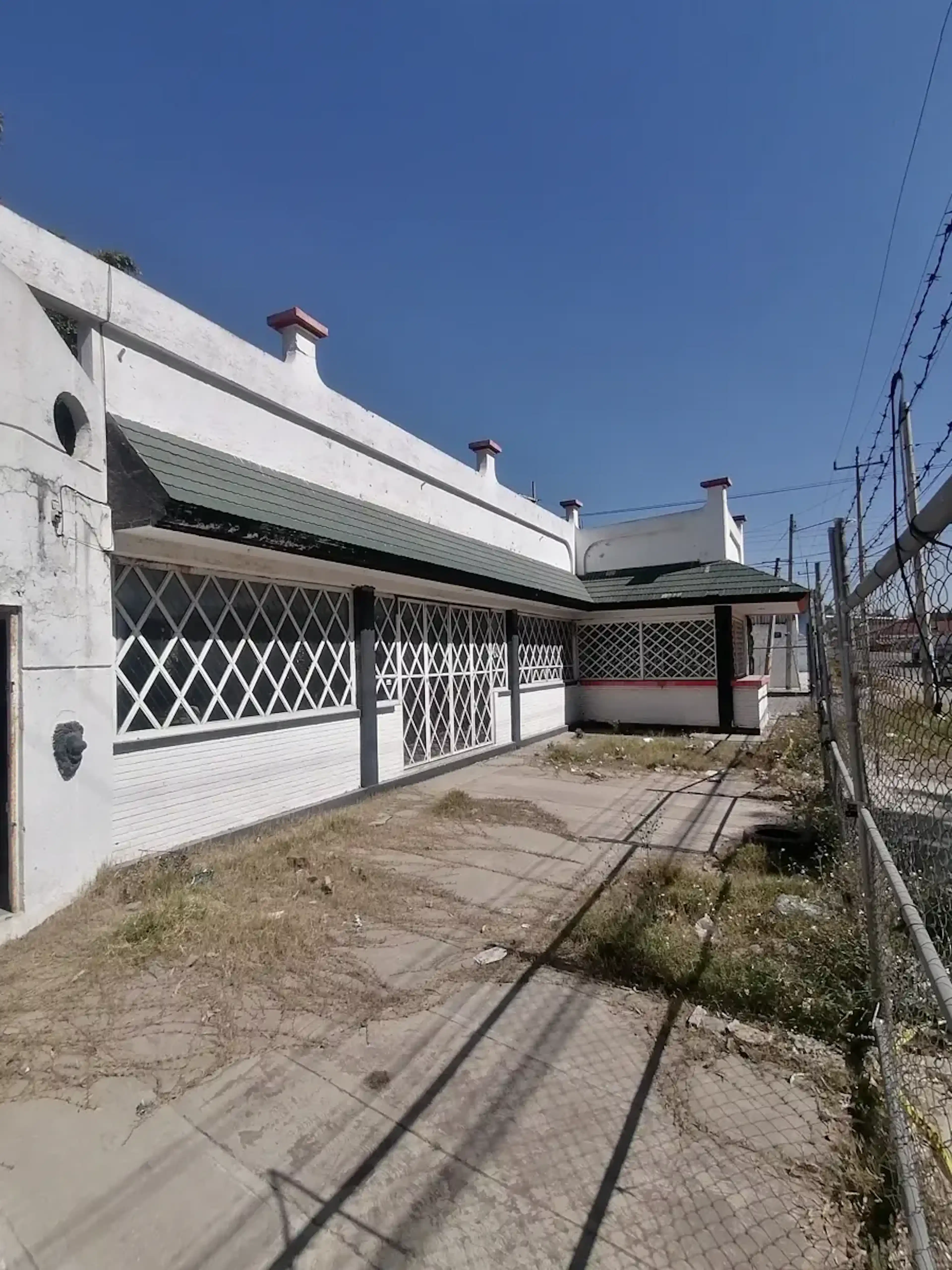 Calle Adolfo López Mateos 1234