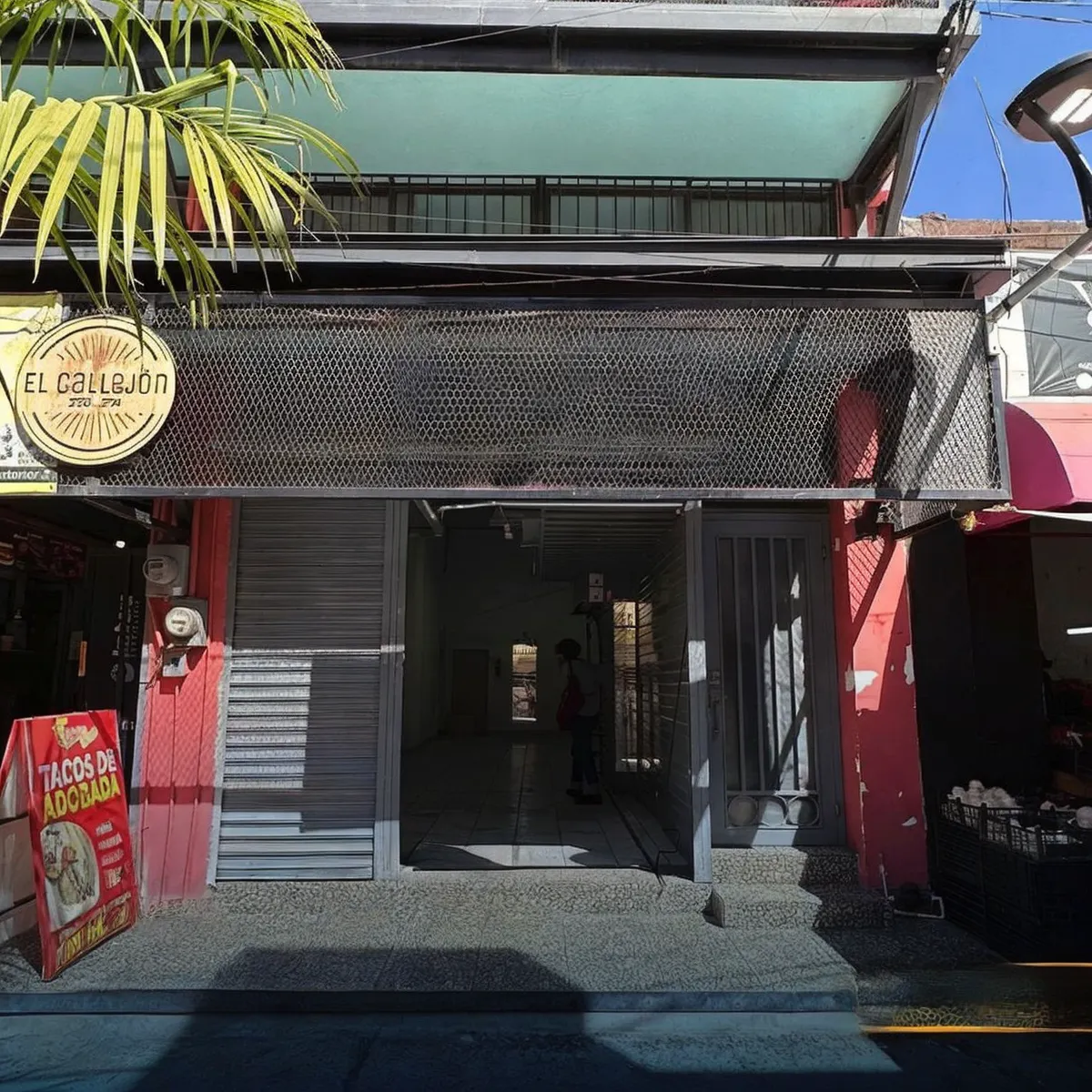 Local Comercial Spot2