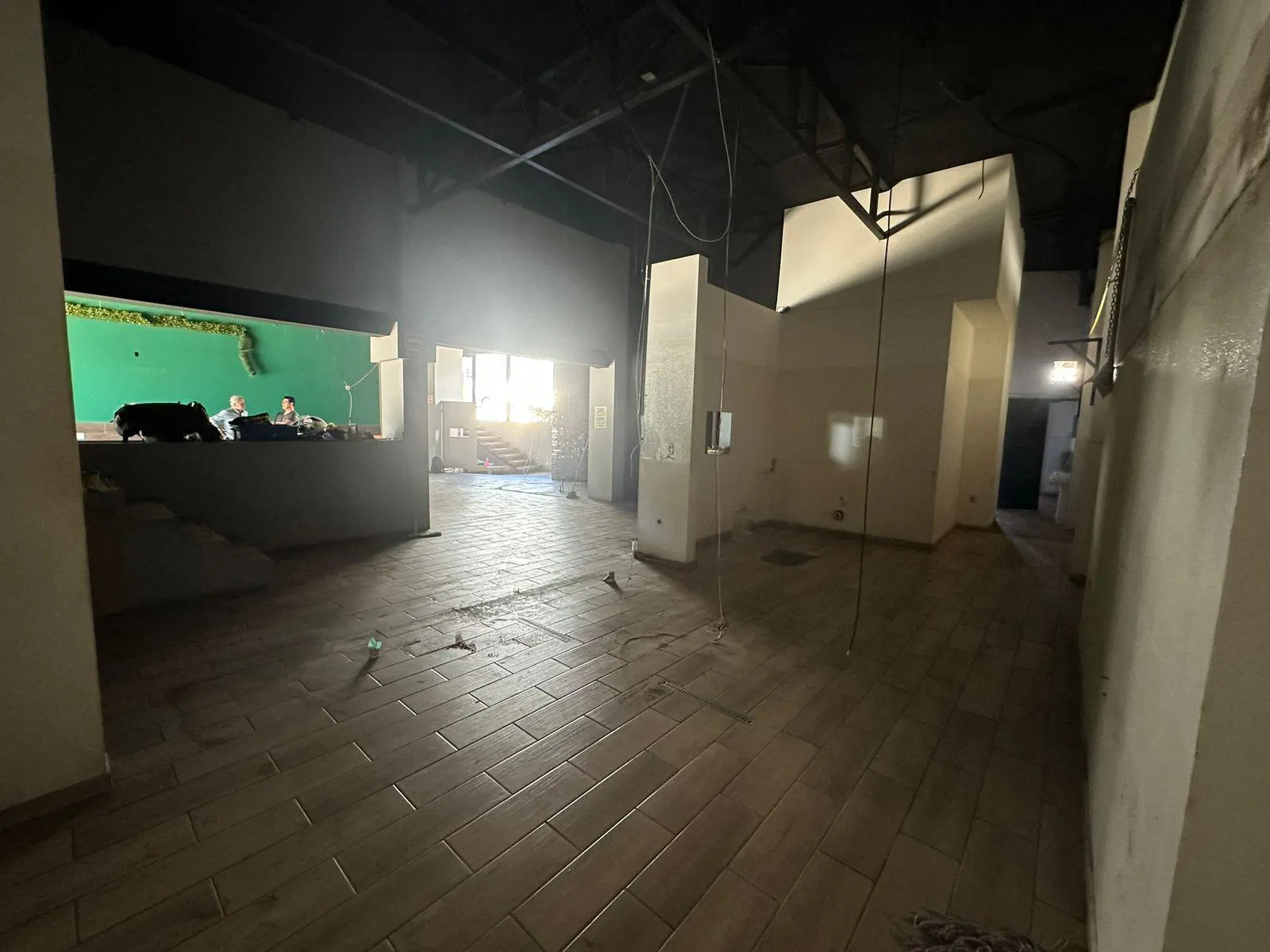 Local Comercial Spot2