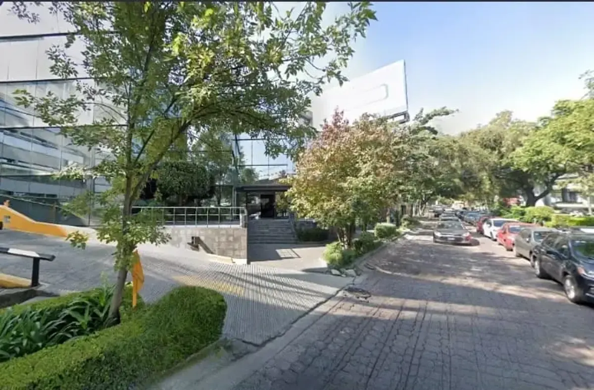 Local Comercial Spot2