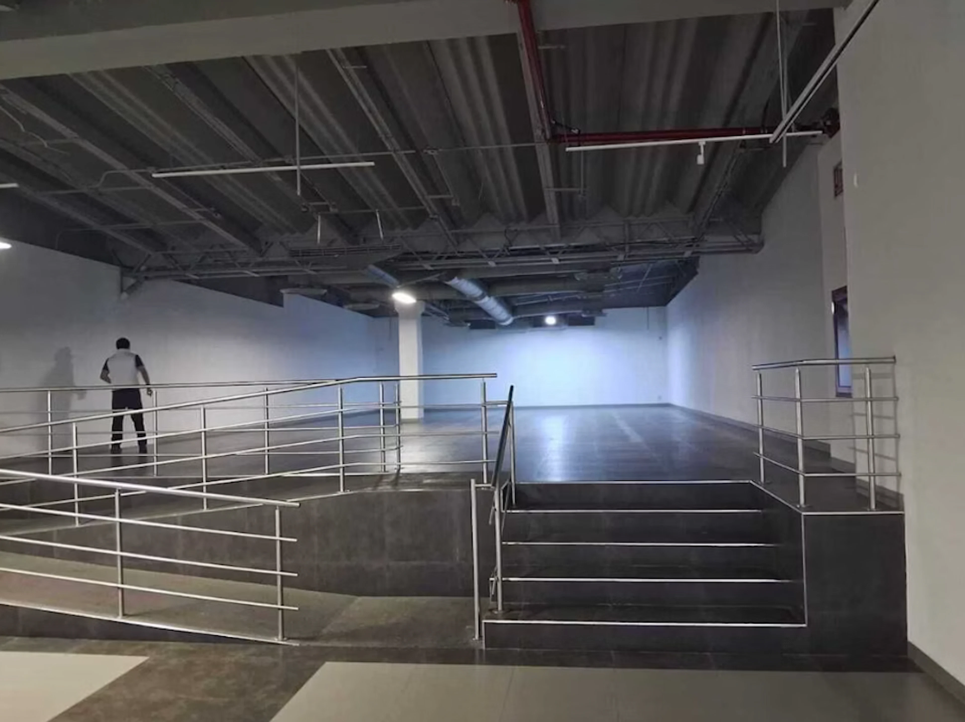 Local Comercial Spot2