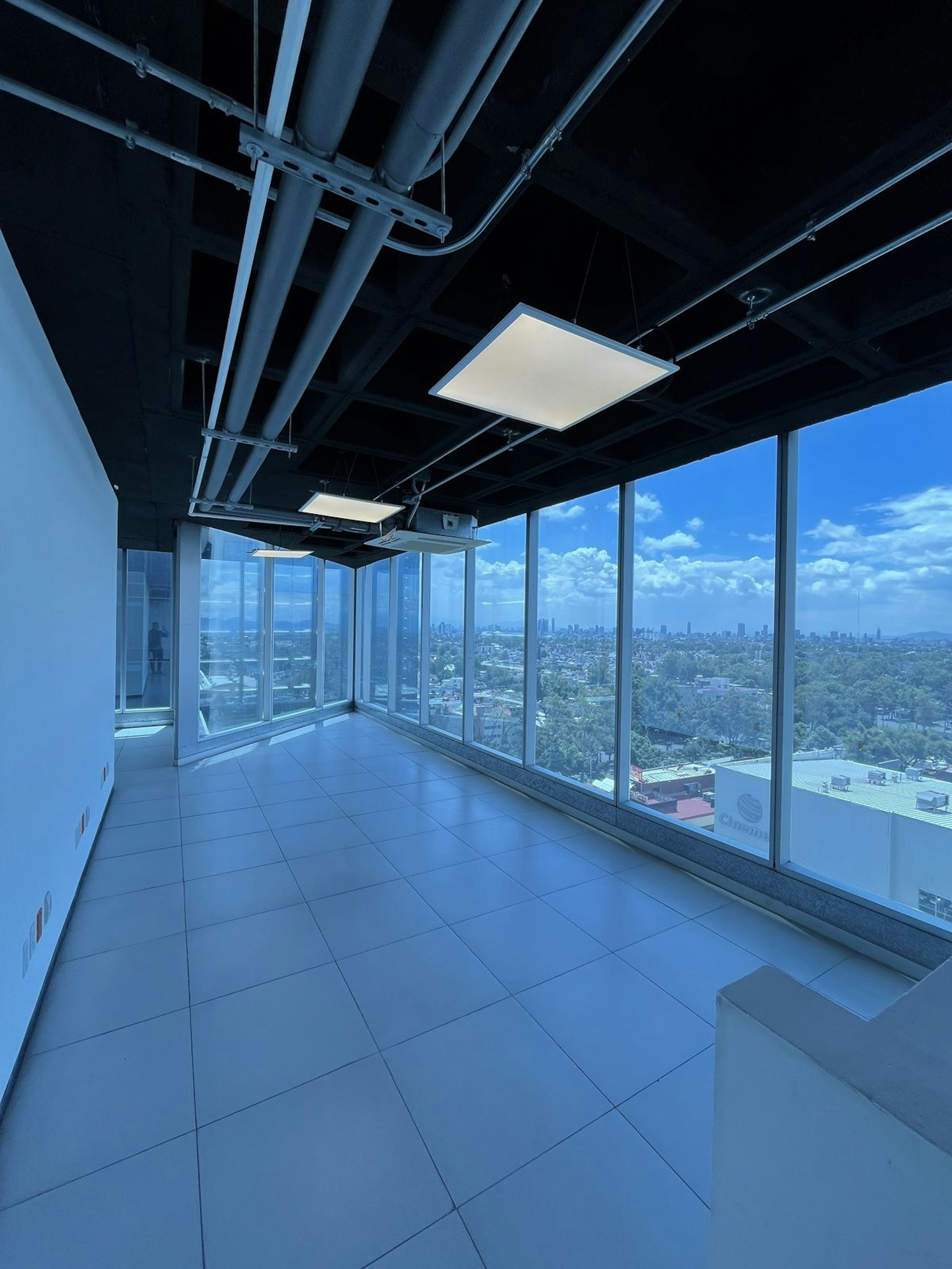 Spot image 0