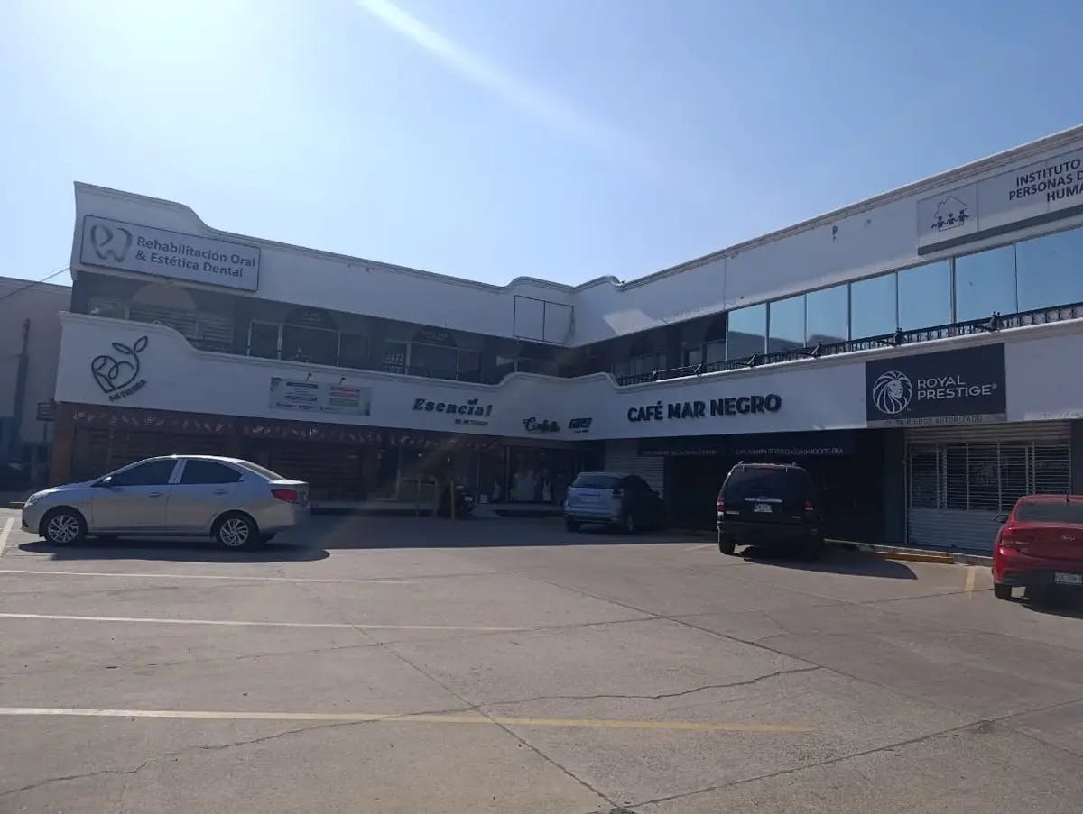 Local Comercial Spot2